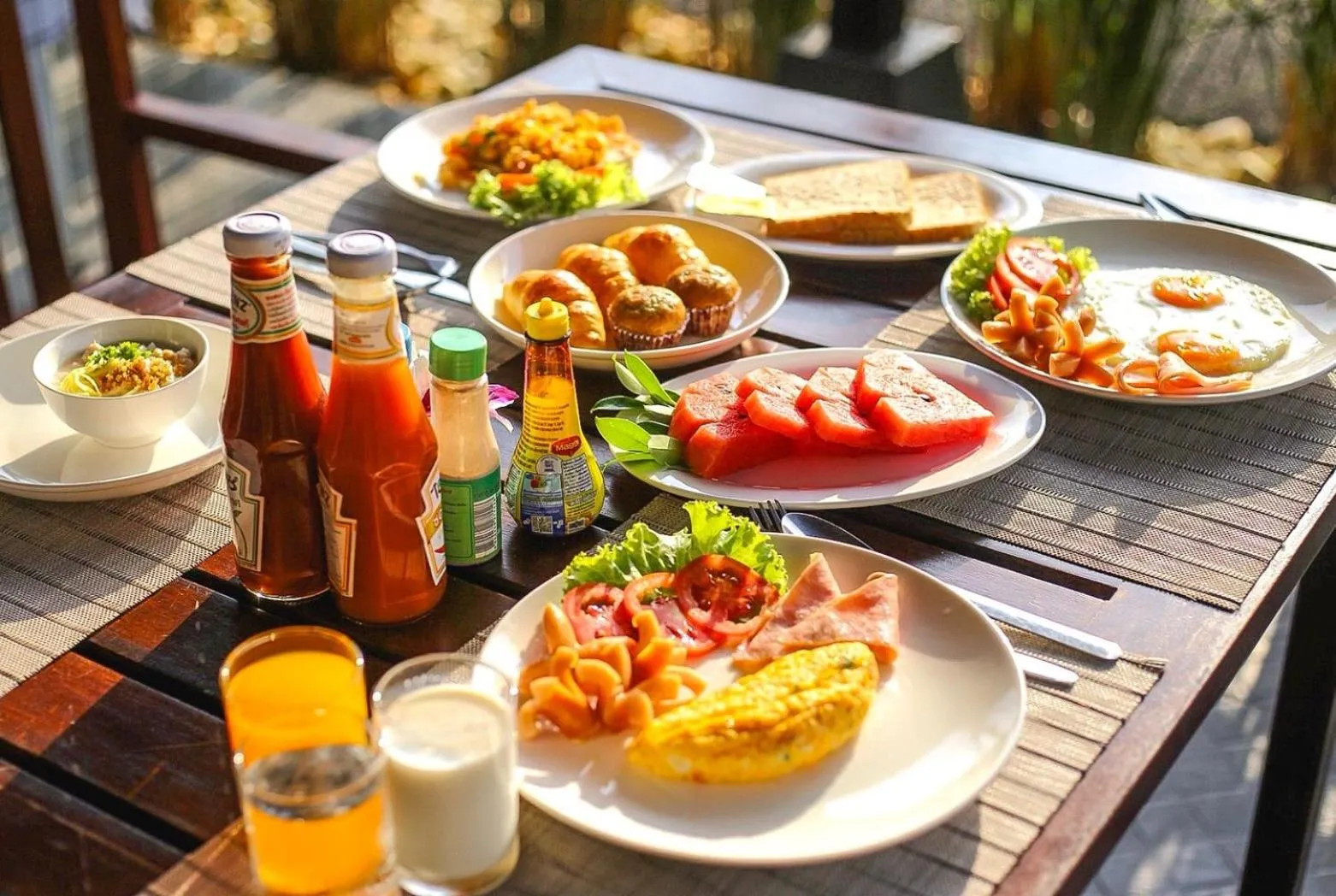 Breakfast in Khaolak Mountain View