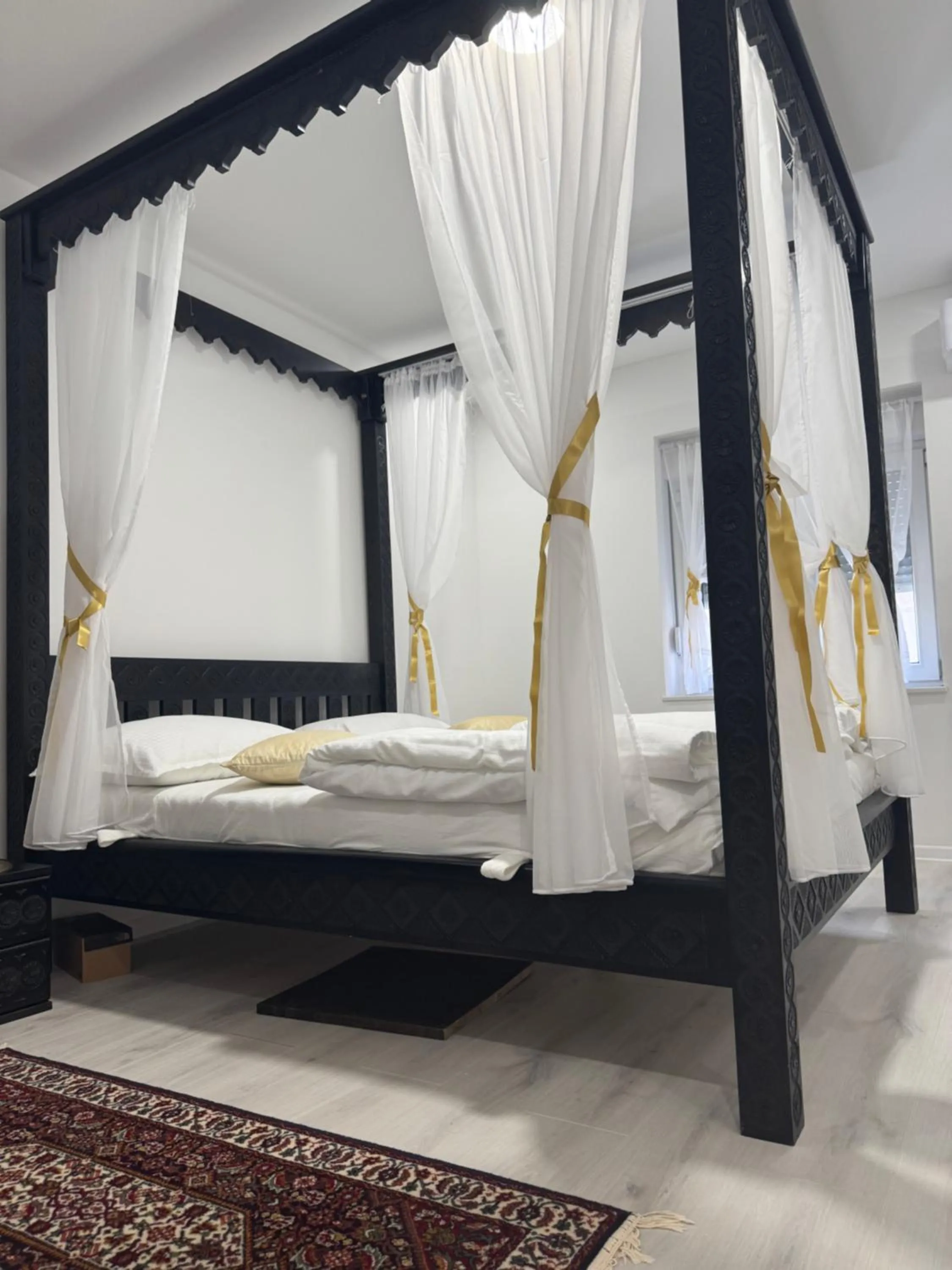Bed in Apartment Prince