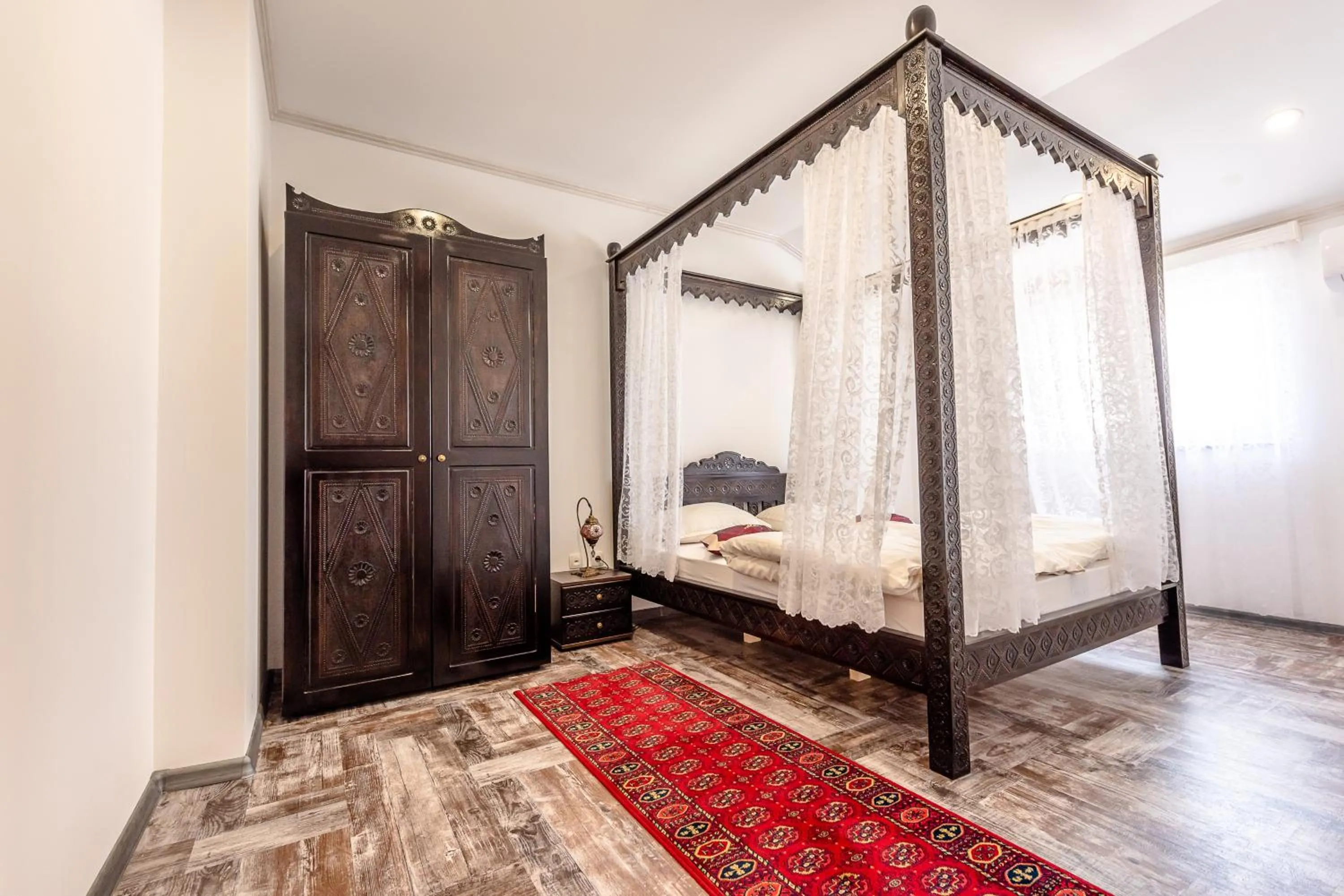 Bed in Apartment Prince