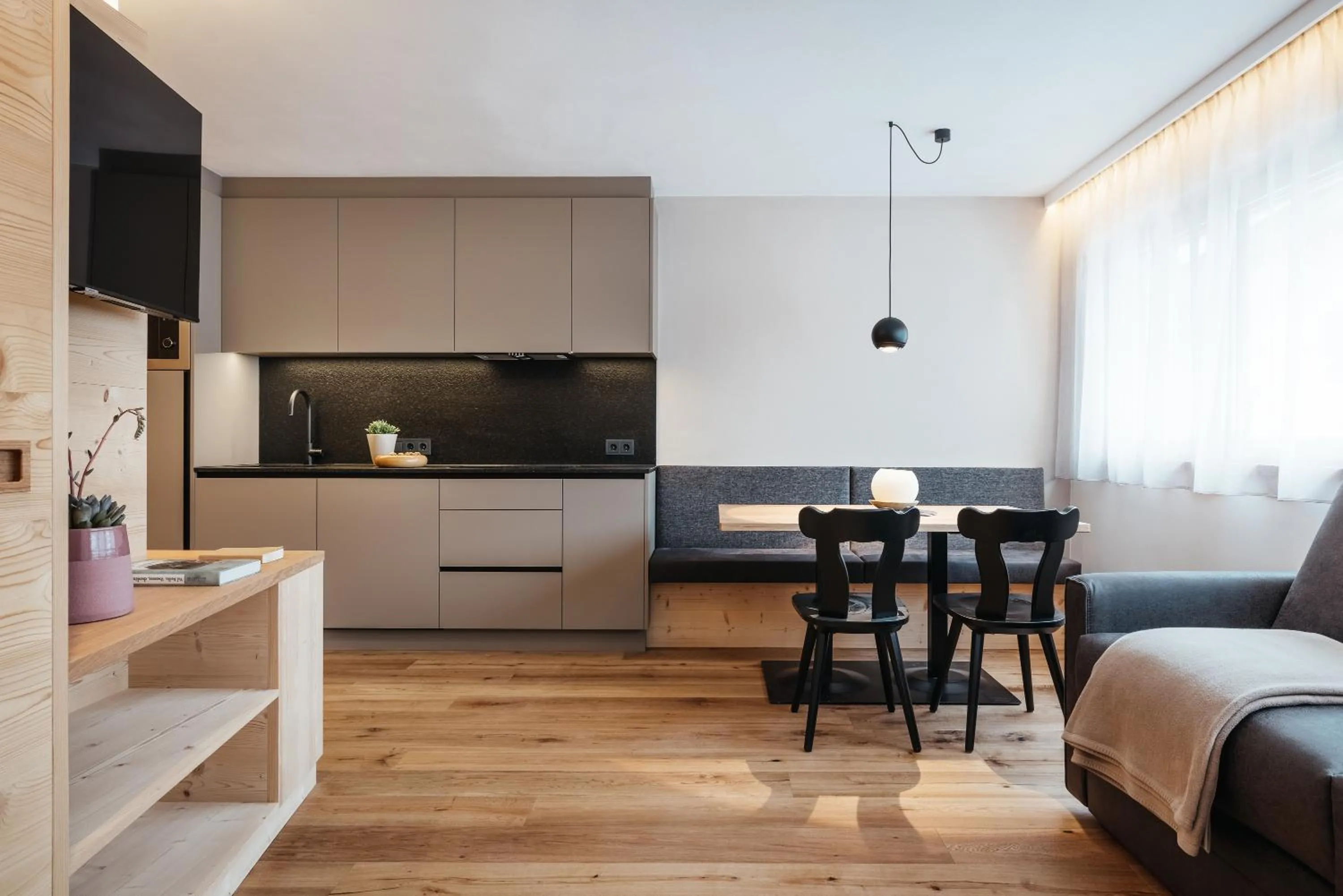 Kitchen or kitchenette in Residence Villa Trieste