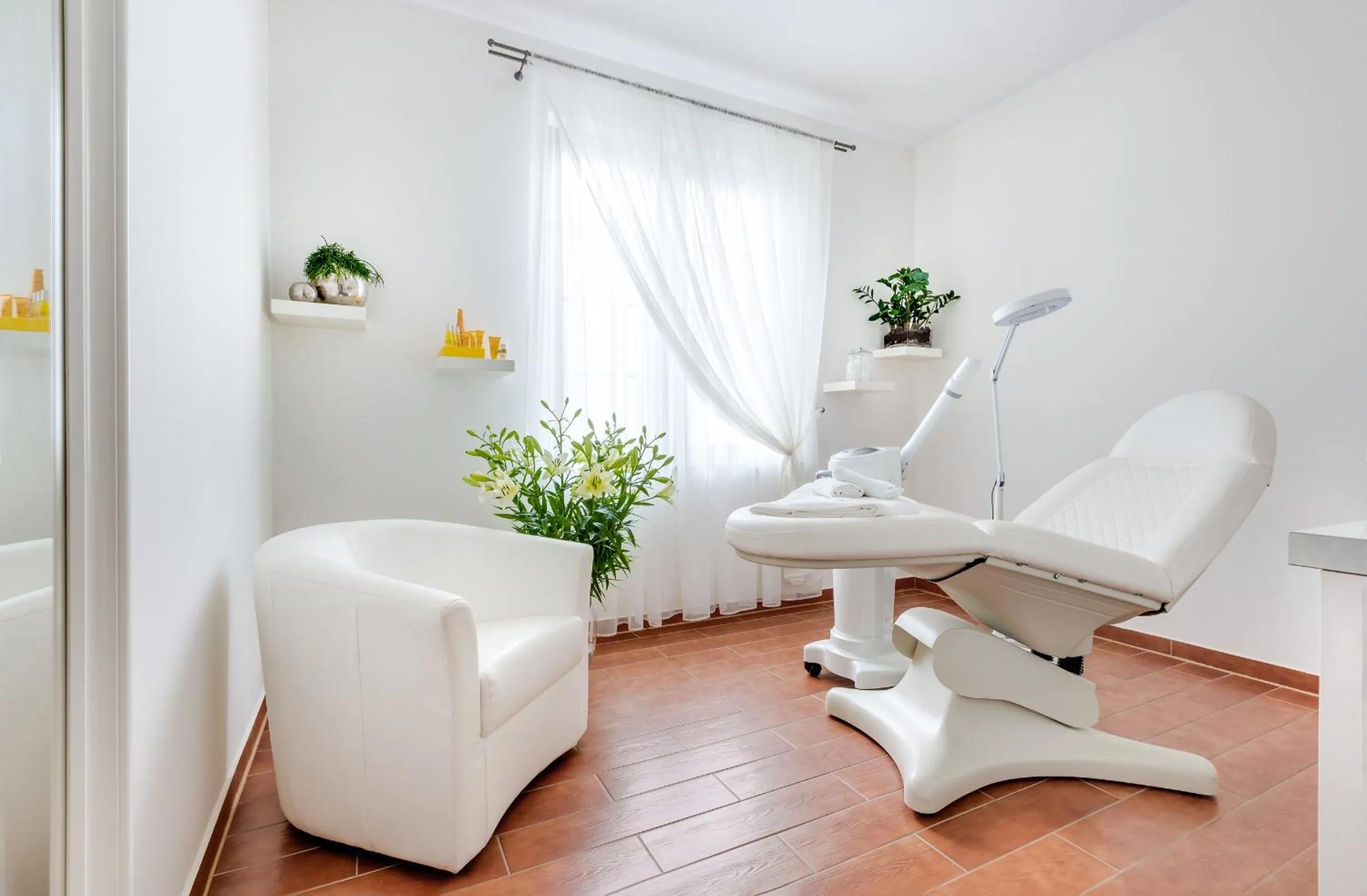 Spa and wellness centre/facilities in Hotel Konradówka Wellness & SPA - 300 metrów do centrum