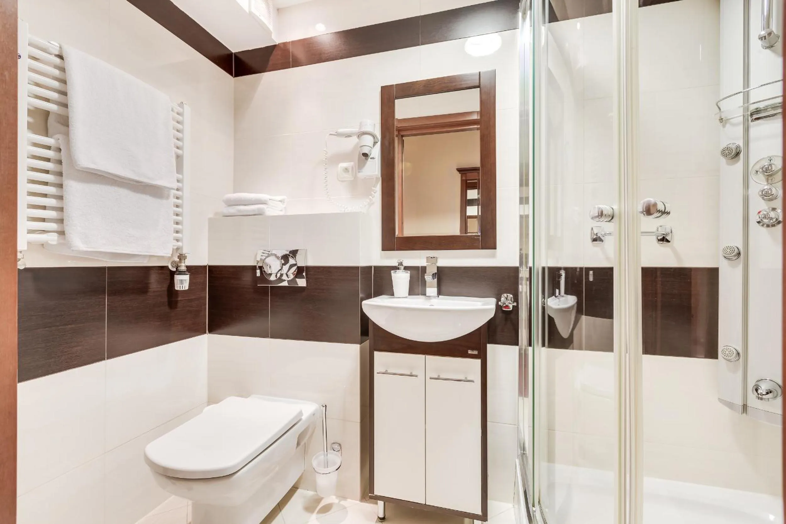 Bathroom in Hotel Konradówka Wellness & SPA - 300 metrów do centrum