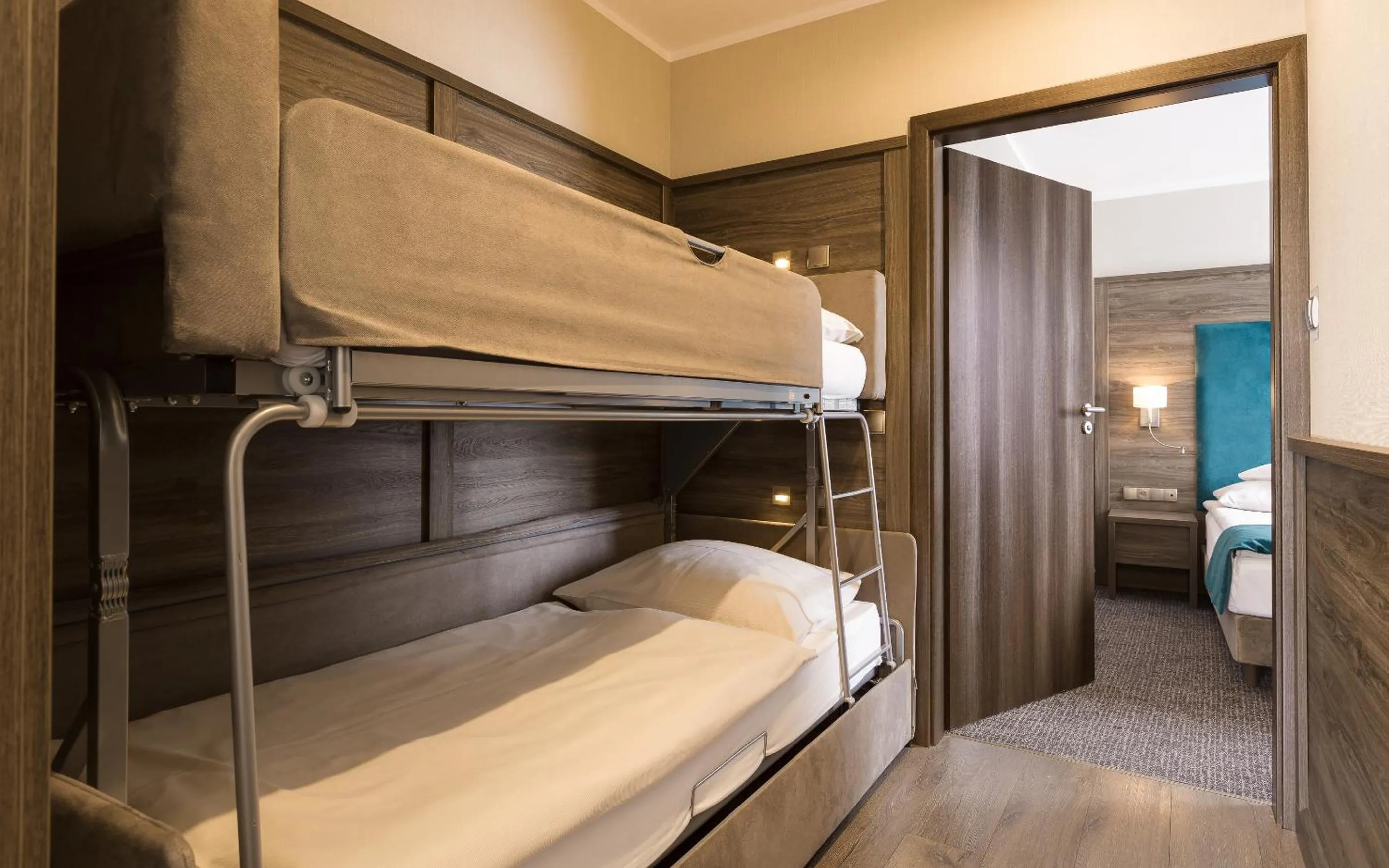 bunk bed in Hotel Konradówka Wellness & SPA - 300 metrów do centrum