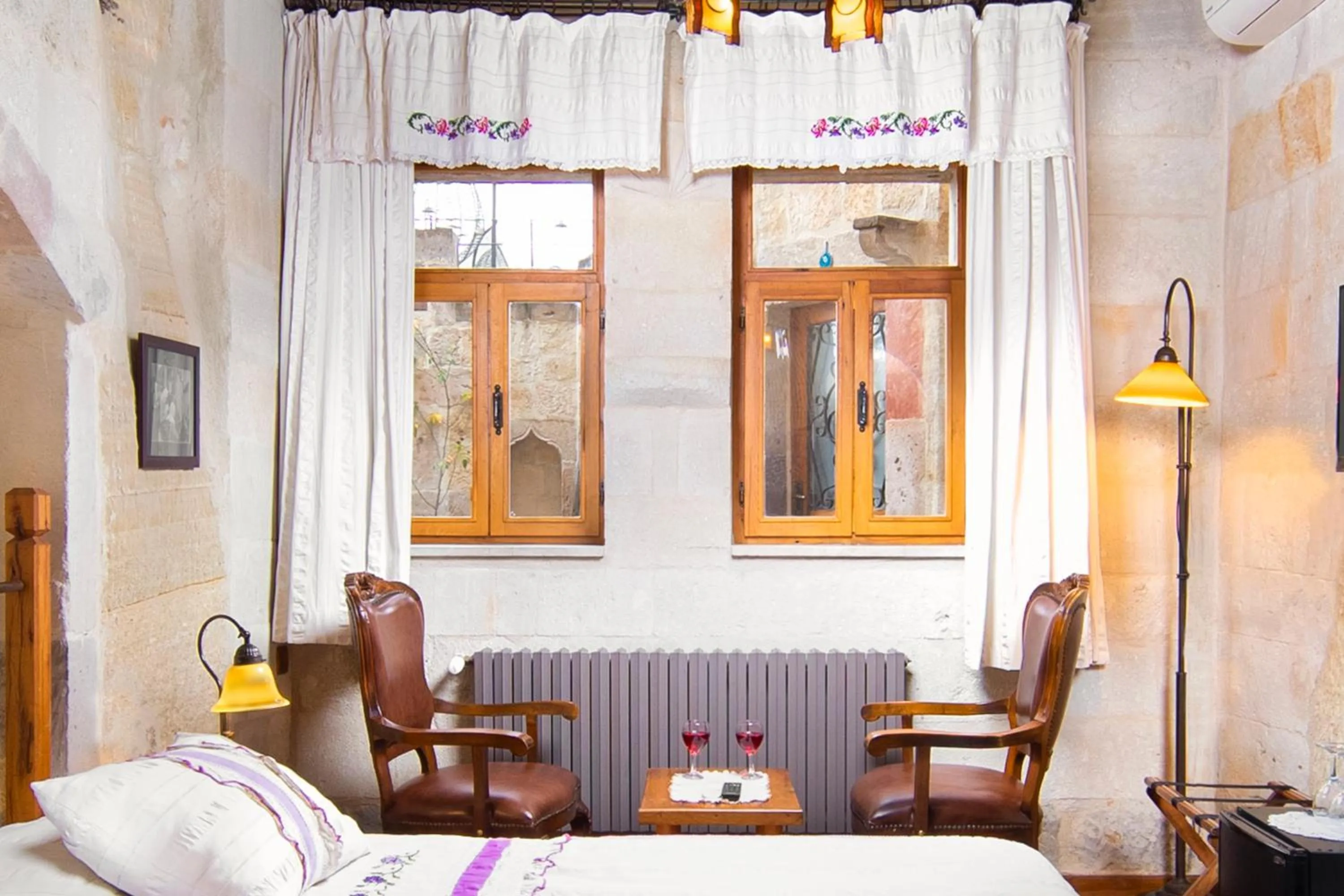 Seating area in Terra Cave