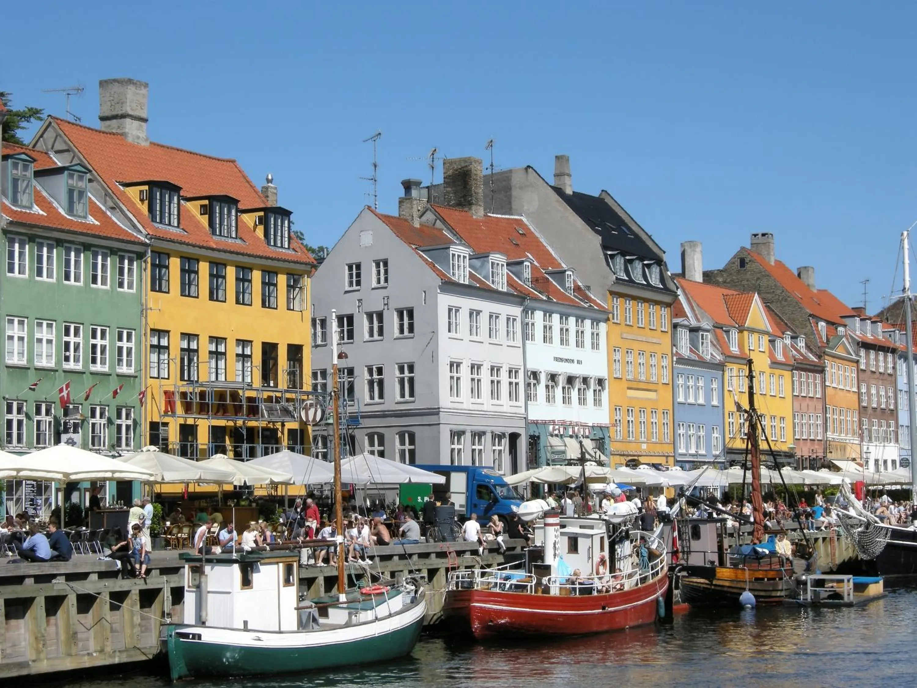 Nearby landmark in Kings Garden 1 by Daniel&jacob's