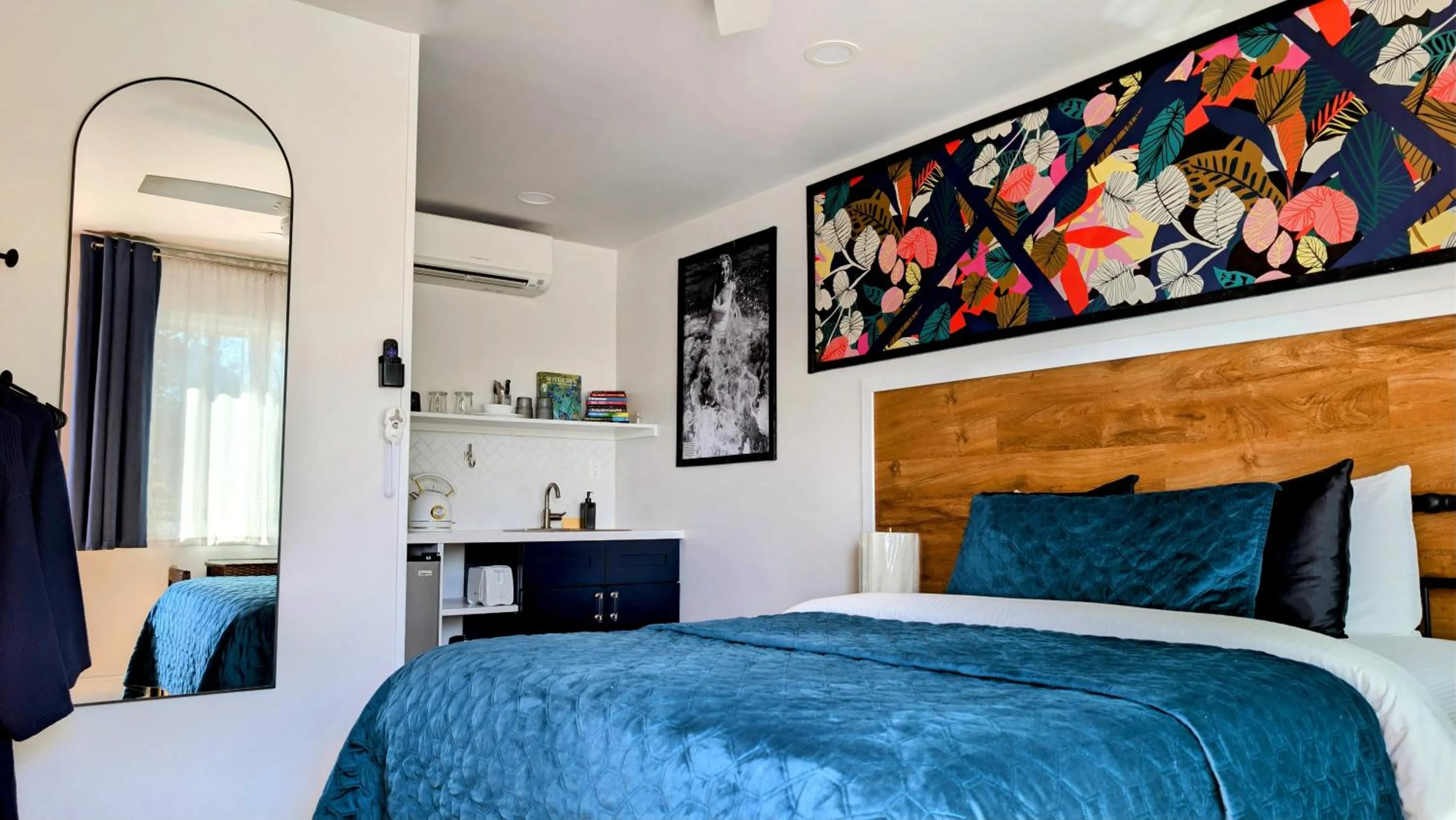 Queen Room in Ocean View Terrace