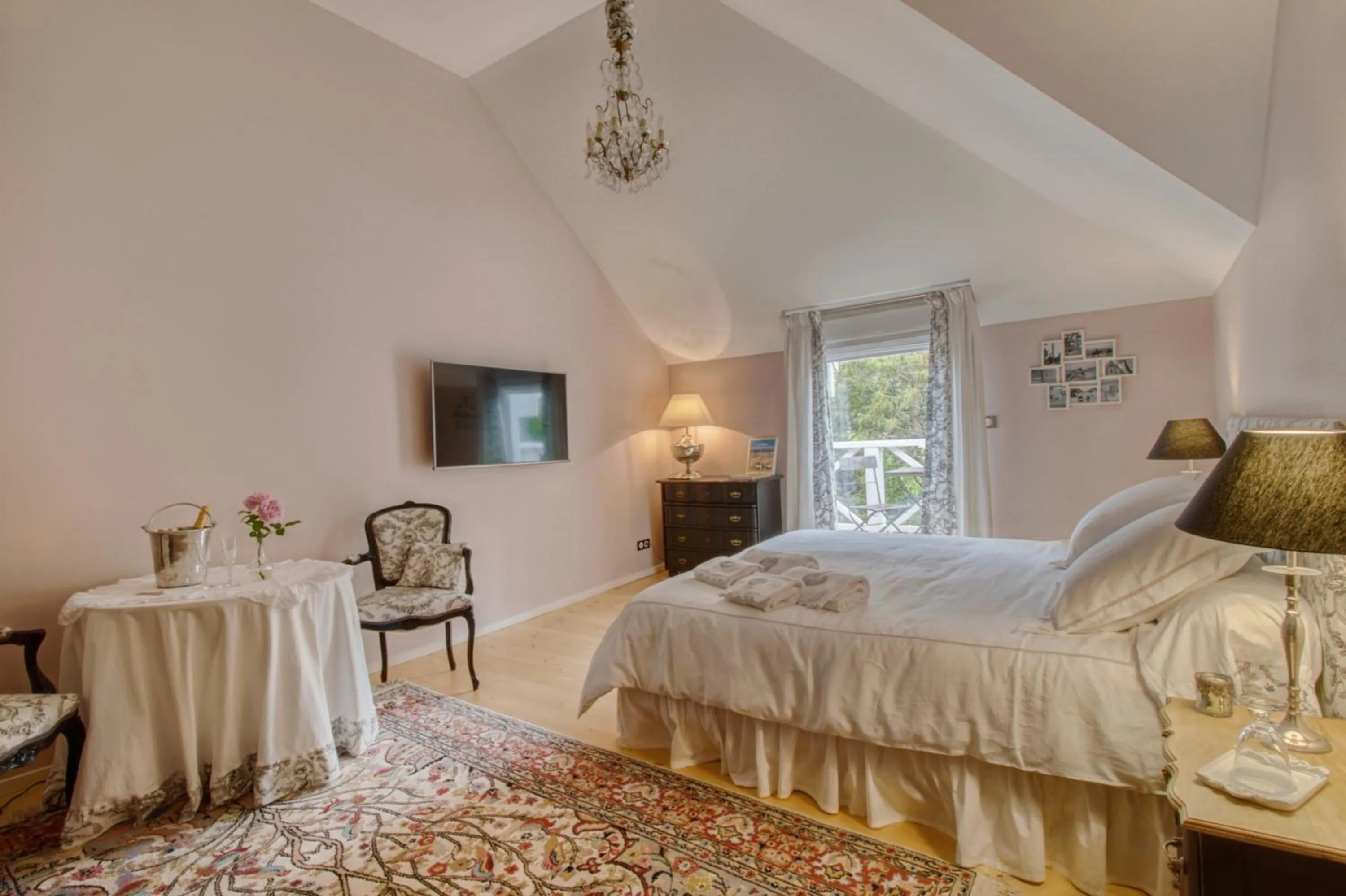 Bed in Villa Vent-Couvert