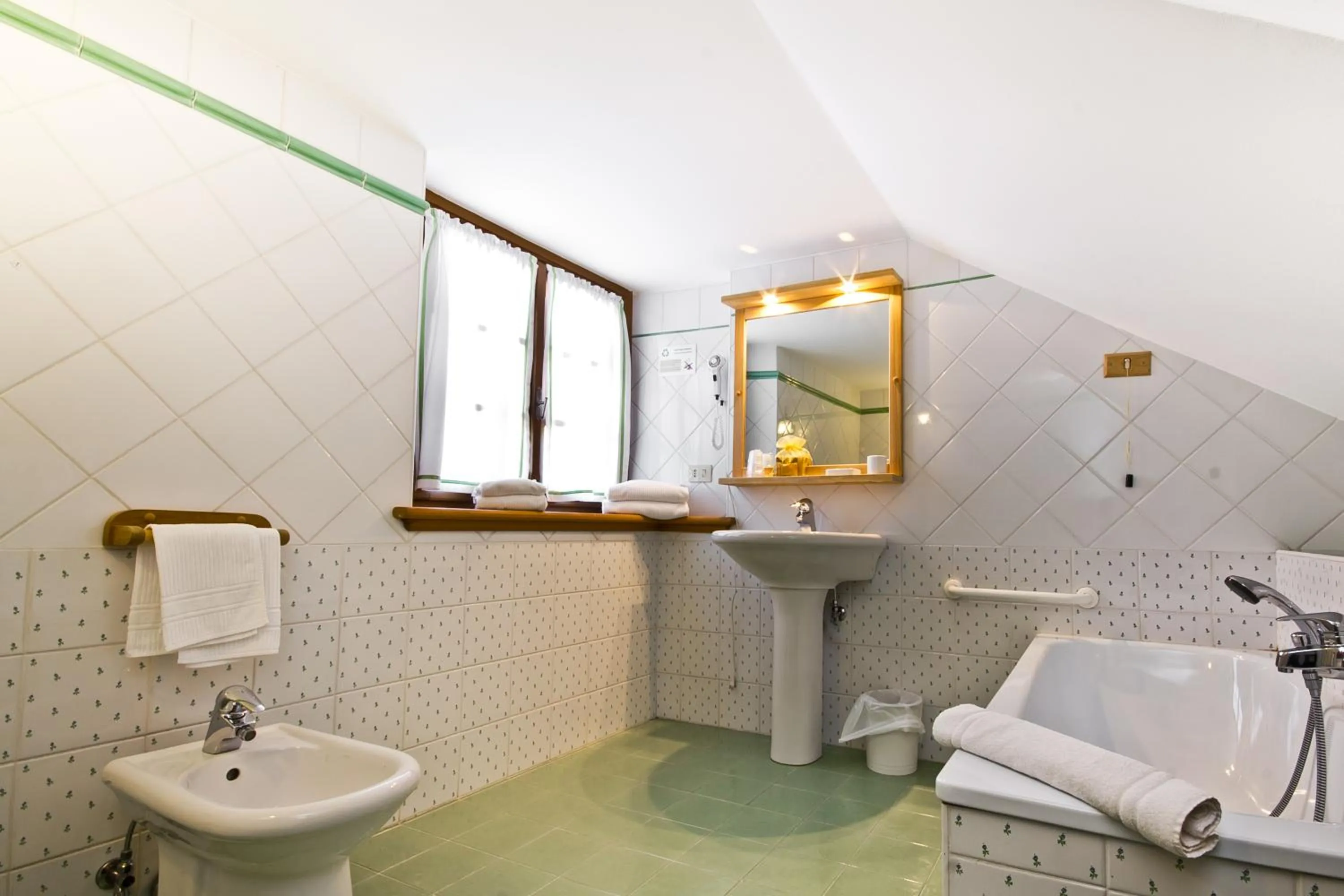 Bathroom in Hotel Edelhof