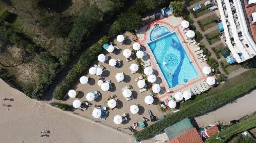 Eurobeach Residence
