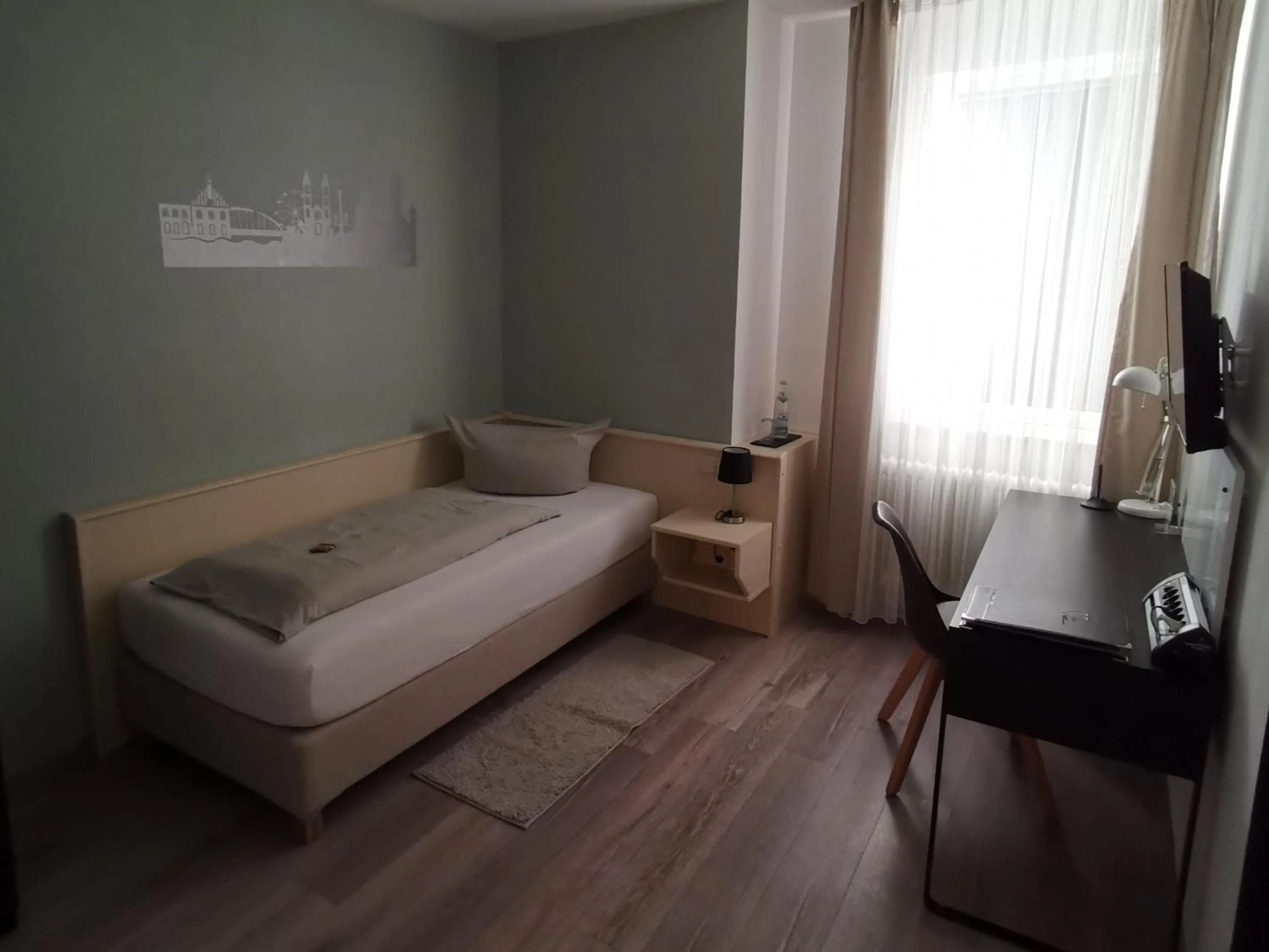 Photo of the whole room in City Hotel Franziska