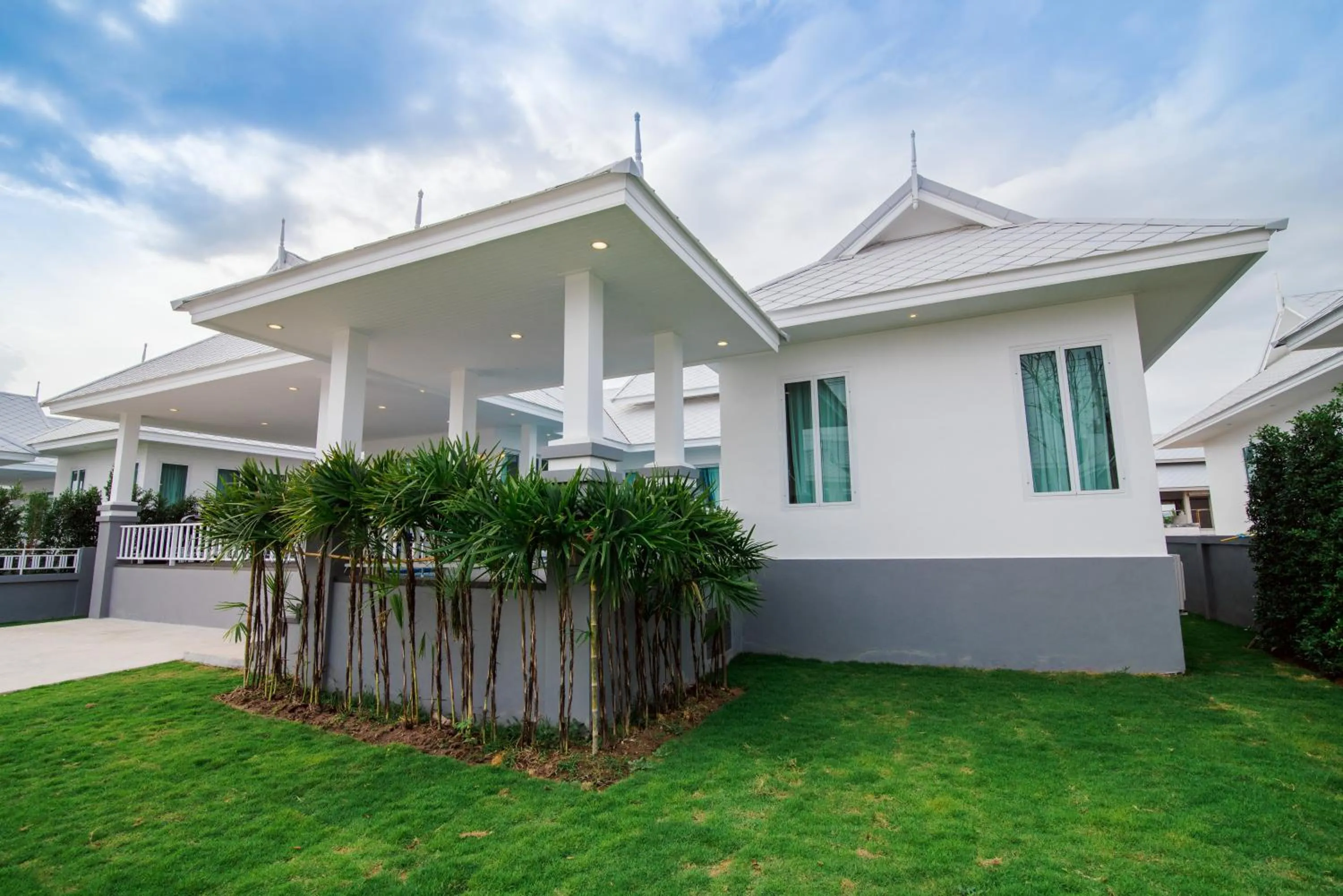 Facade/entrance, Property Building in Wan Arun Houses