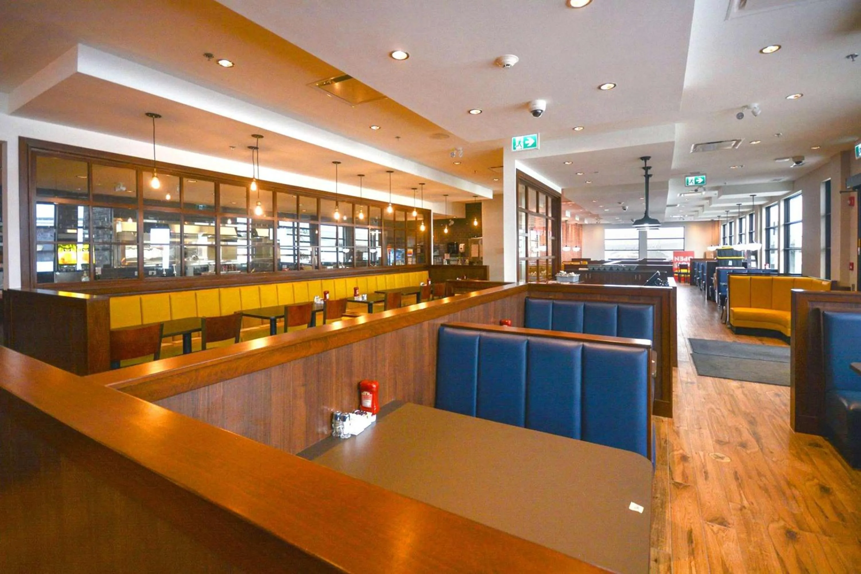 Restaurant/places to eat in Sandman Signature St. John's Hotel