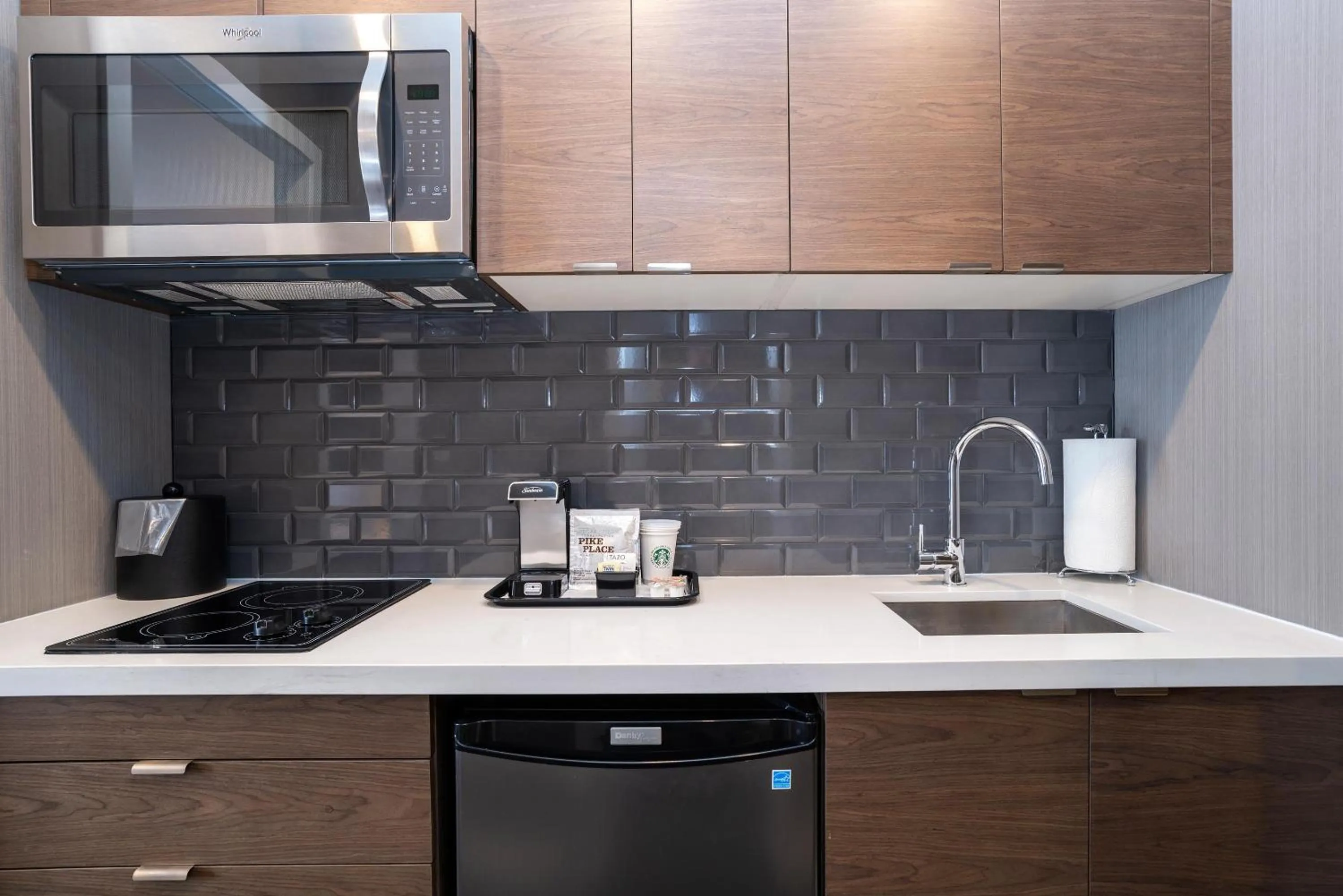 Photo of the whole room in Sandman Signature St. John's Hotel