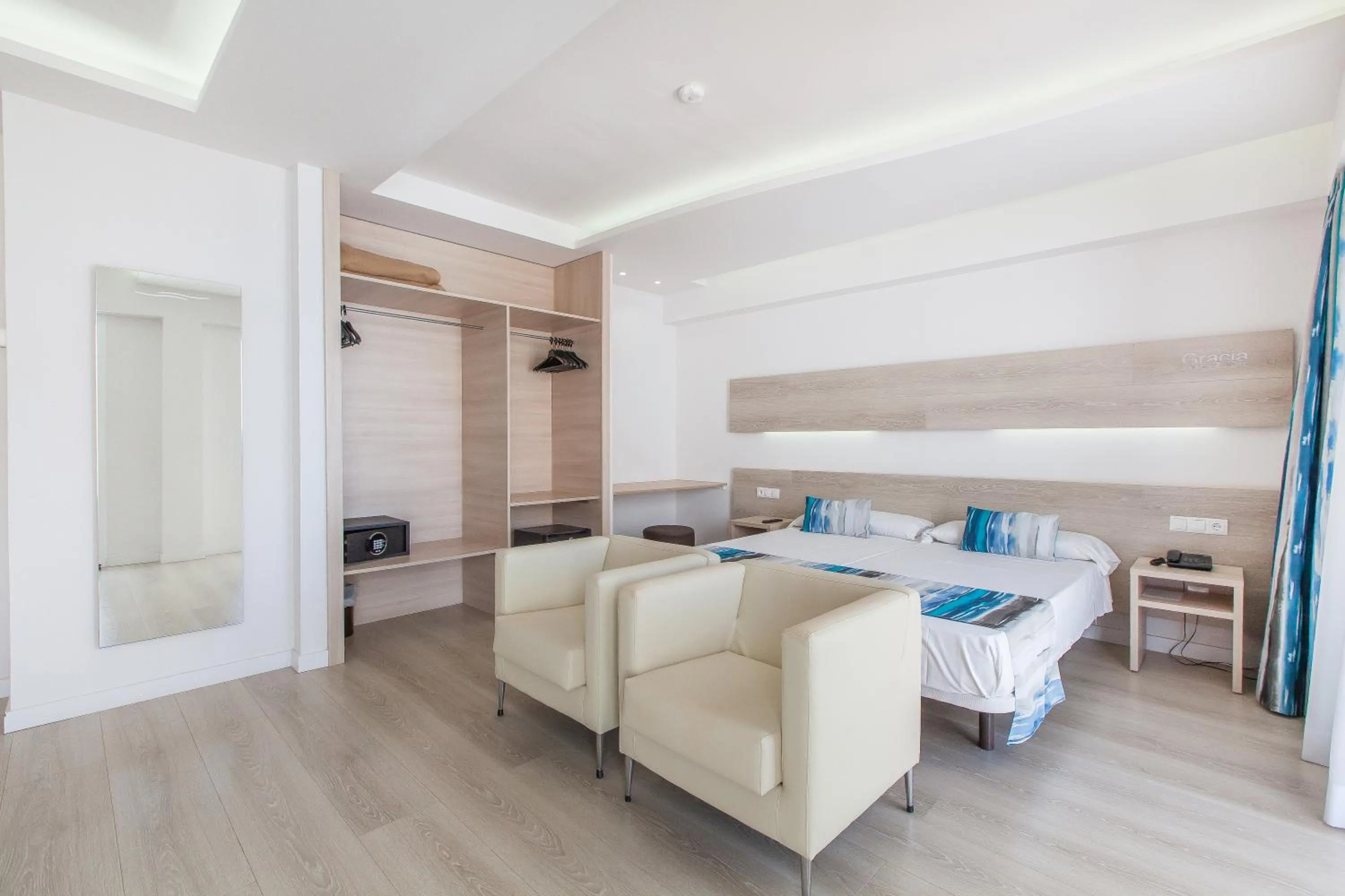 Bedroom in Hotel Gracia