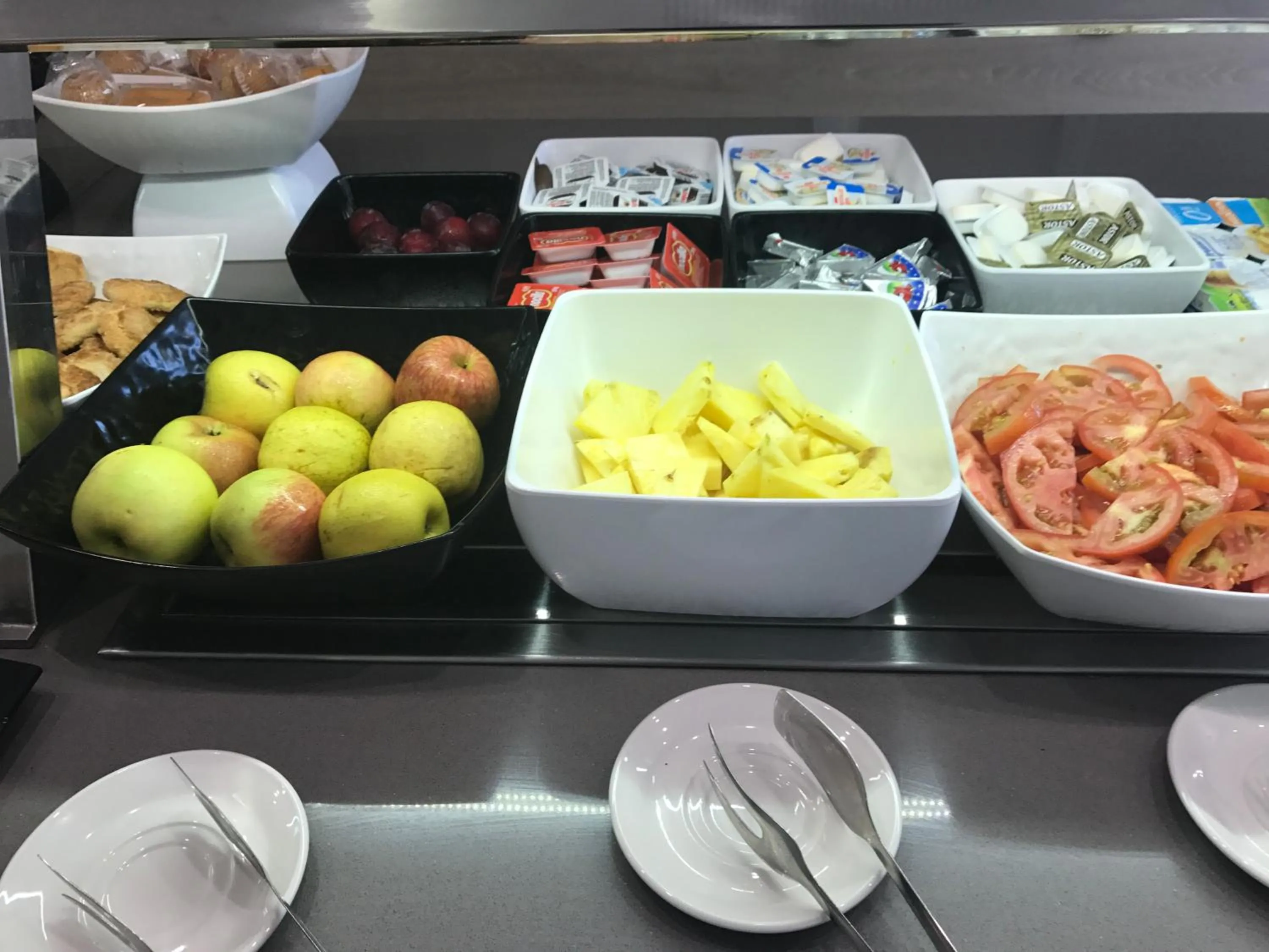 Buffet breakfast in Hotel Gracia