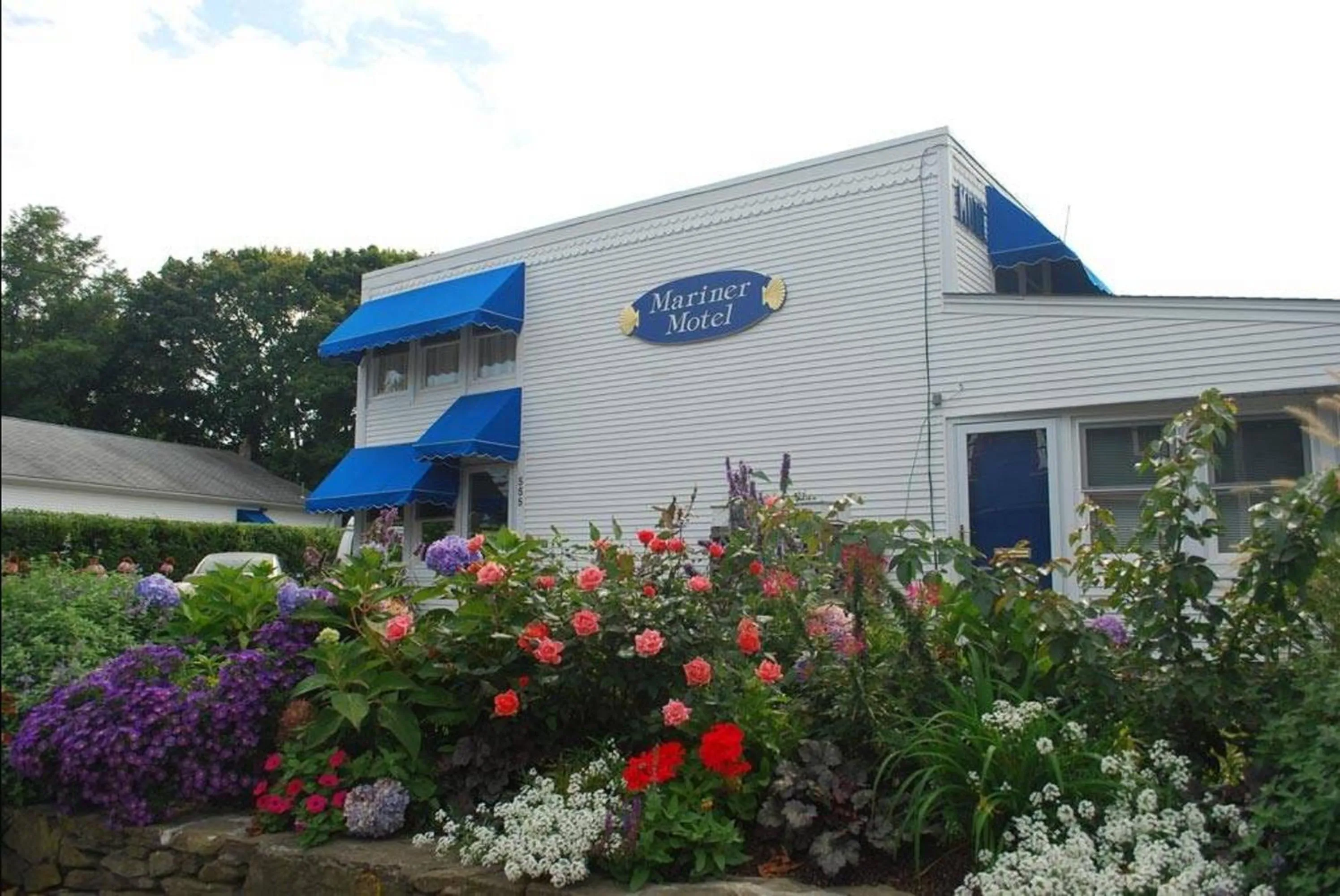 Property building in Mariner Motel