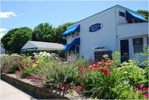 Property building in Mariner Motel
