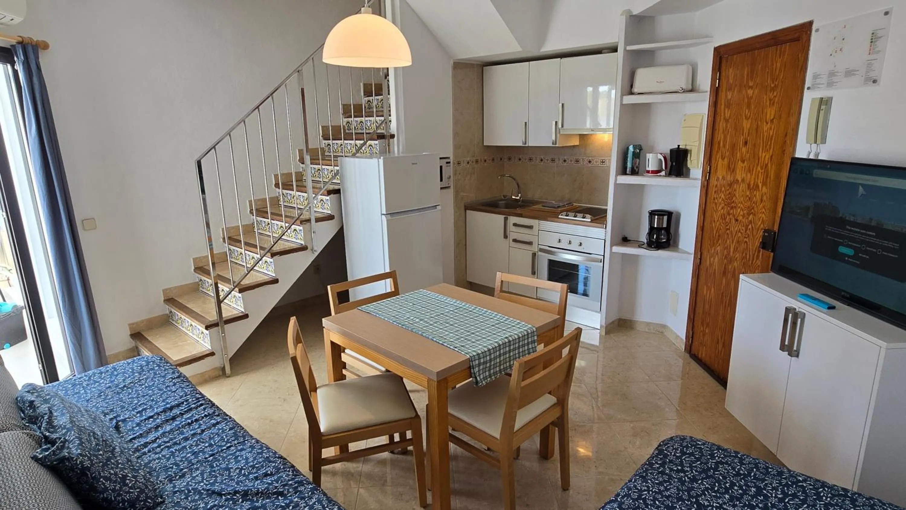 TV and multimedia in Marina Palmanova Apartamentos