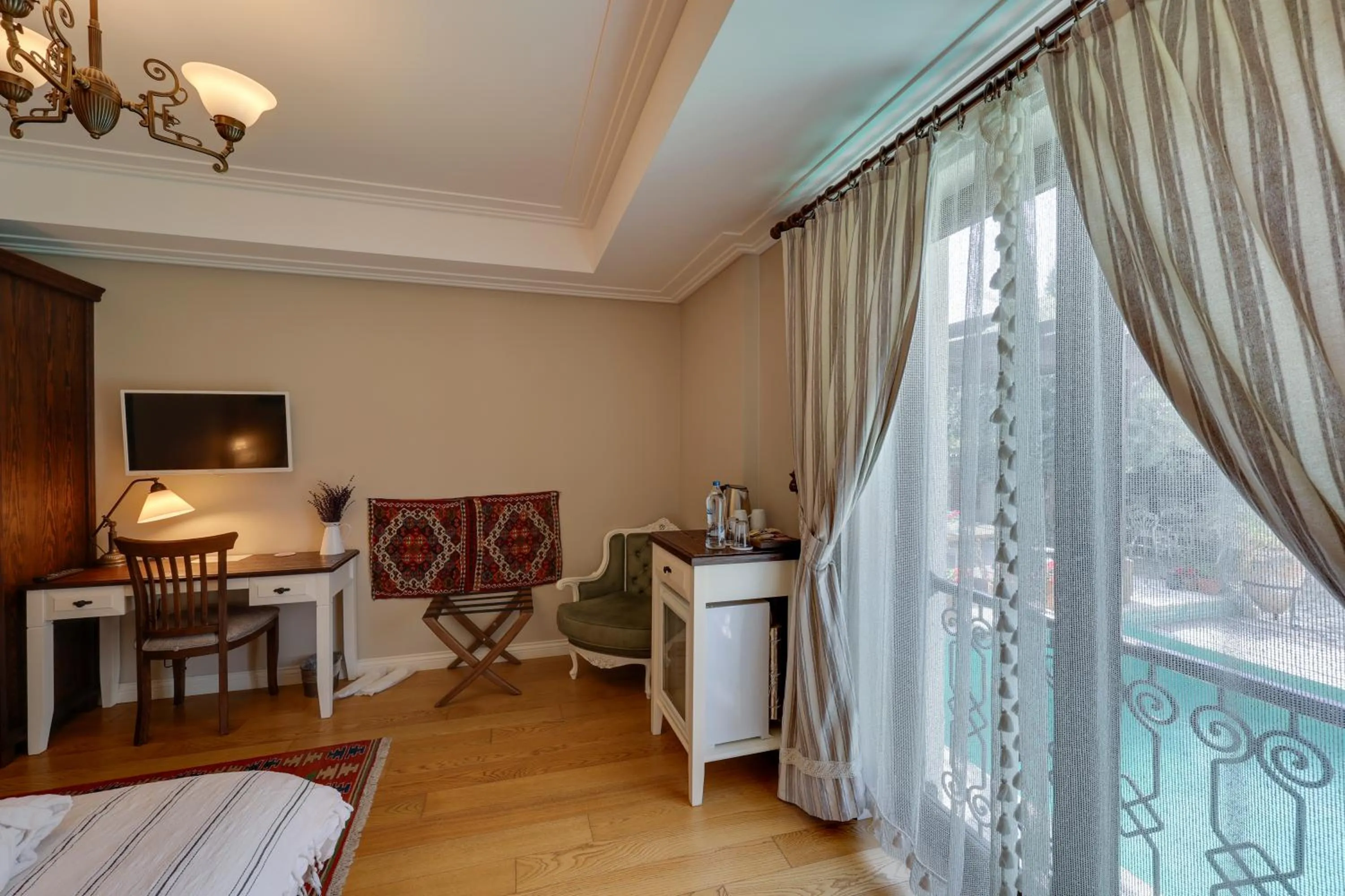 Seating area, Bed in Akanthus Hotel Ephesus