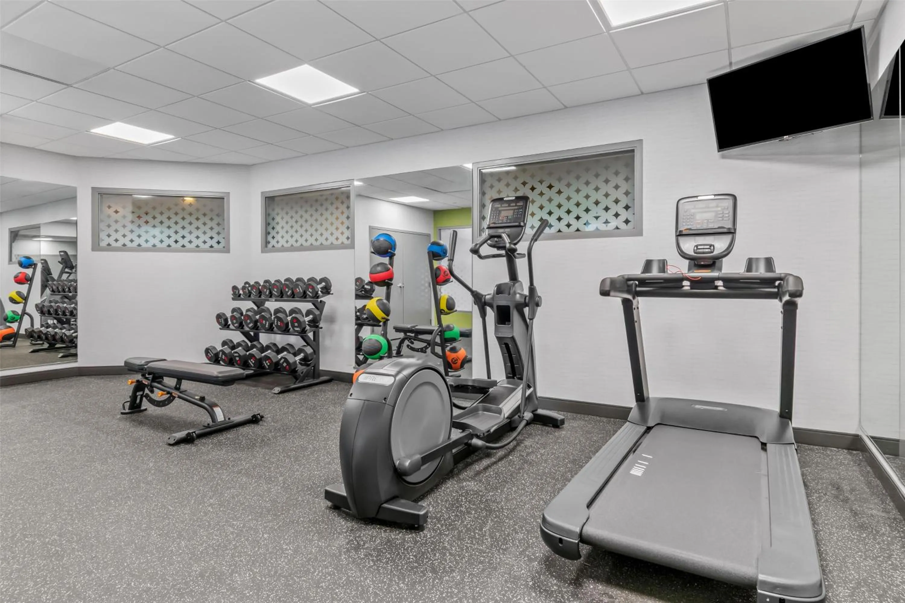 Fitness centre/facilities in Spark by Hilton Mechanicsburg
