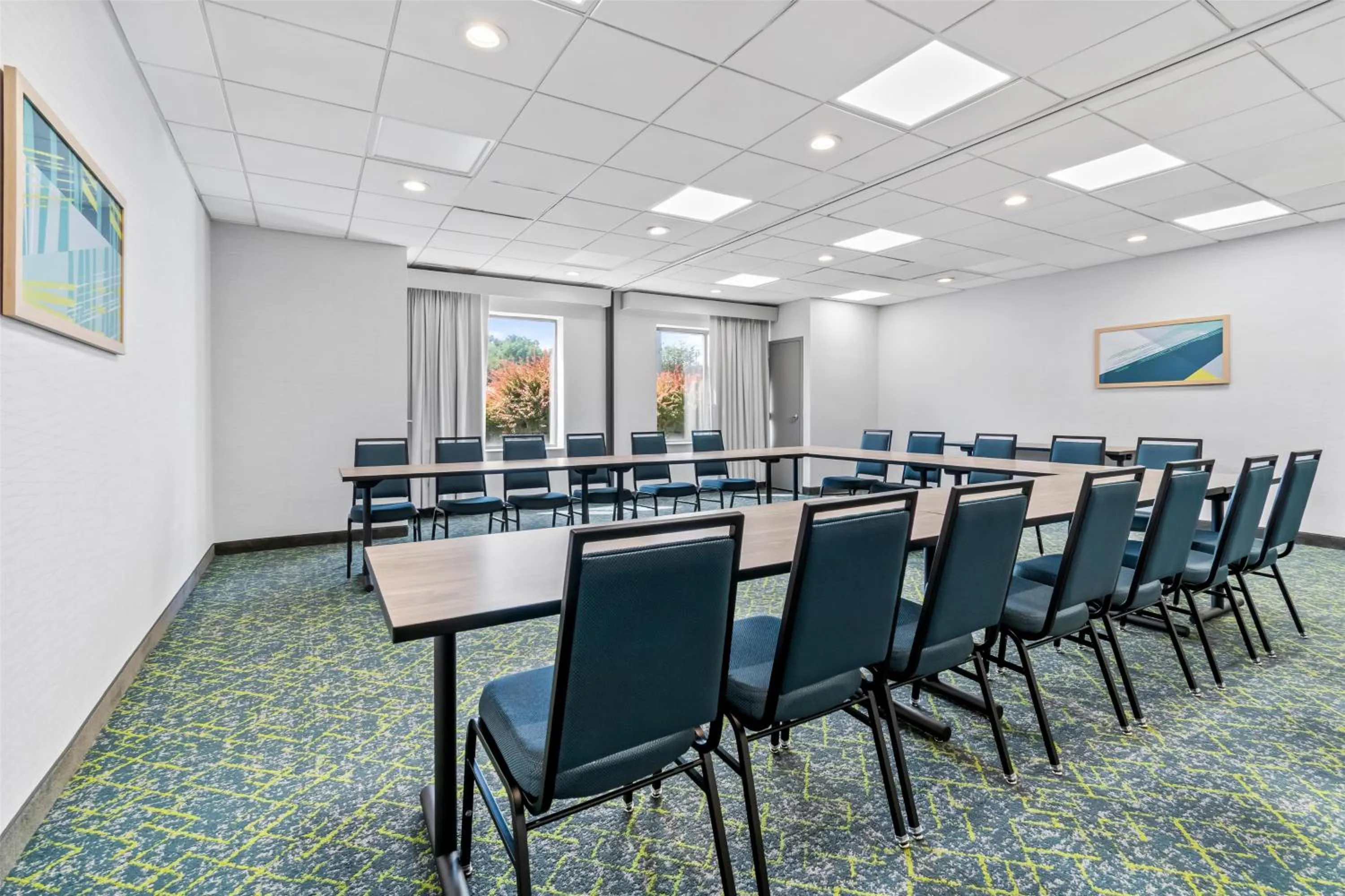 Meeting/conference room in Spark by Hilton Mechanicsburg
