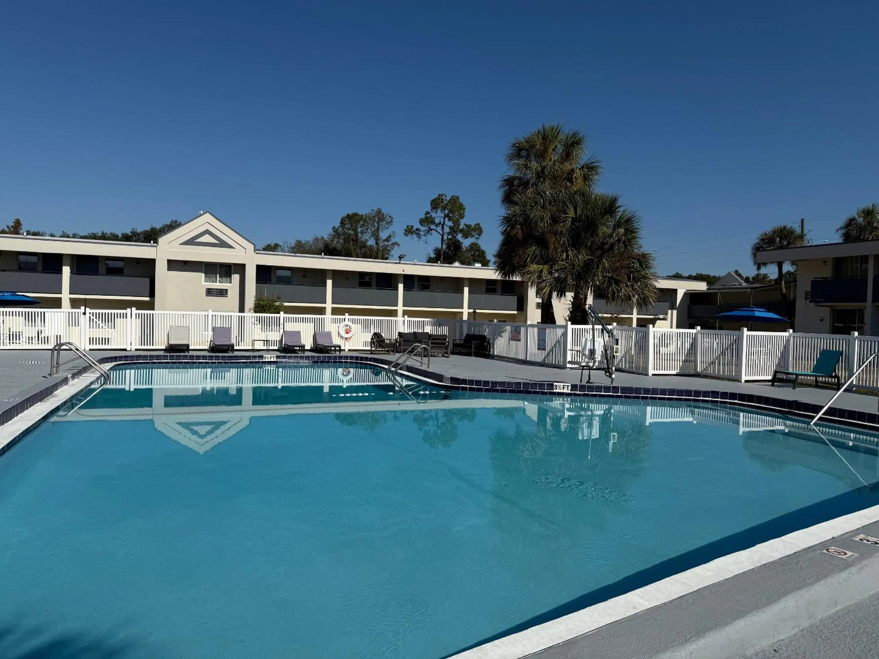 Pool view in Days Inn by Wyndham Ocala North
