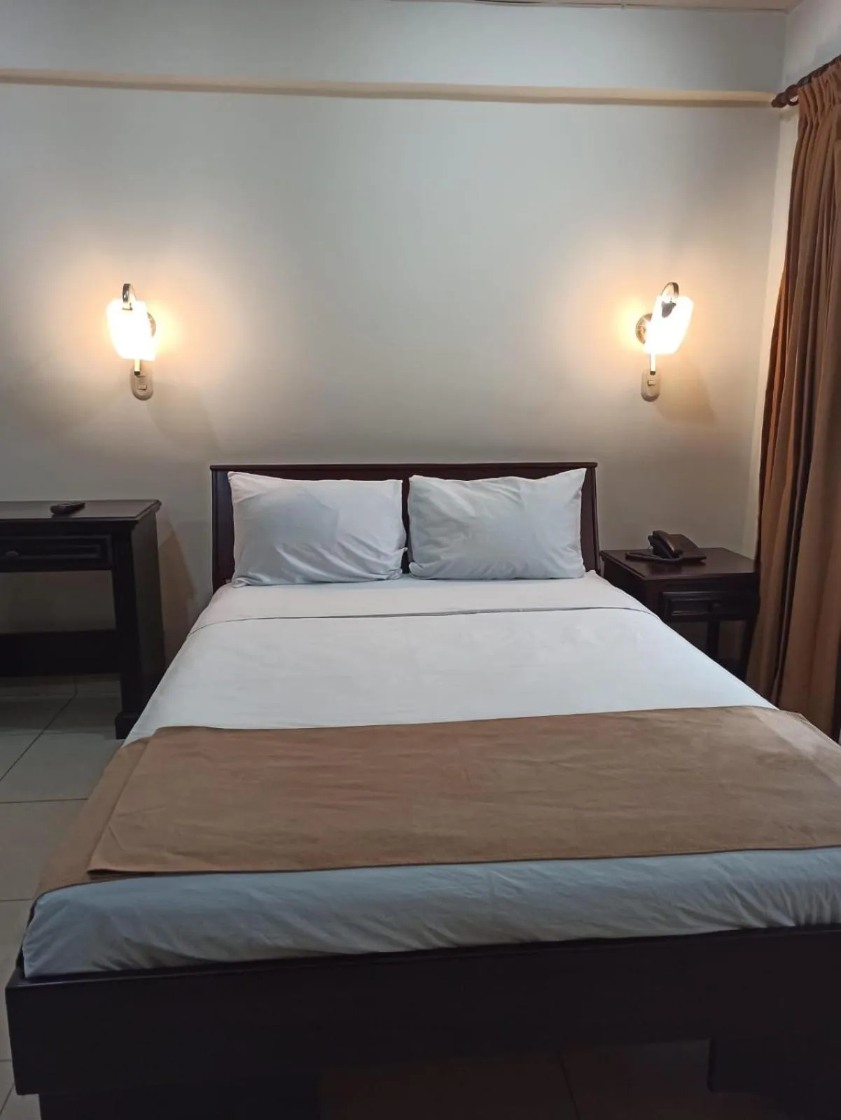 Bed in Hotel Plaza Real Suites & Apartments San Jose