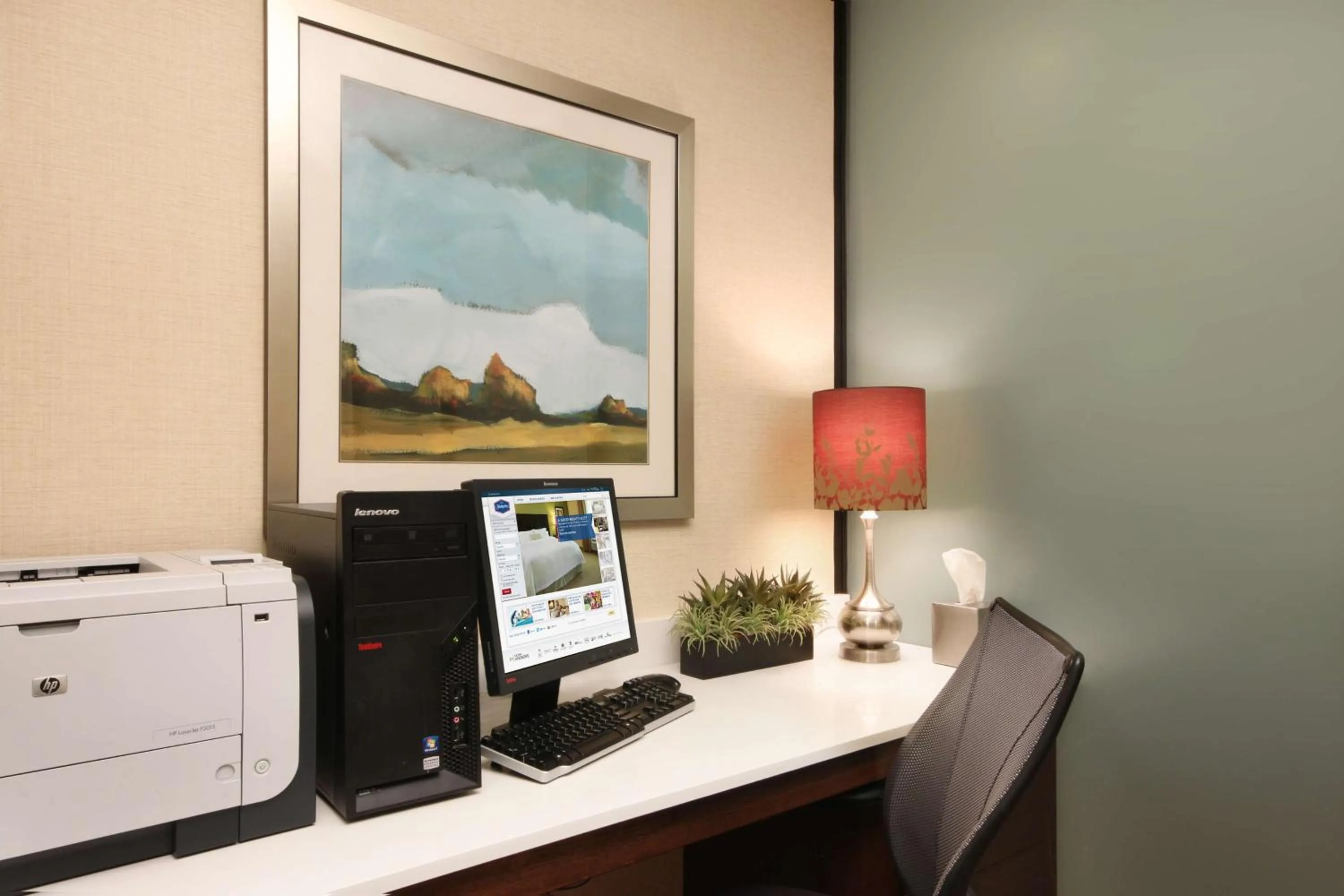 Business facilities in Hampton Inn White Plains/Tarrytown