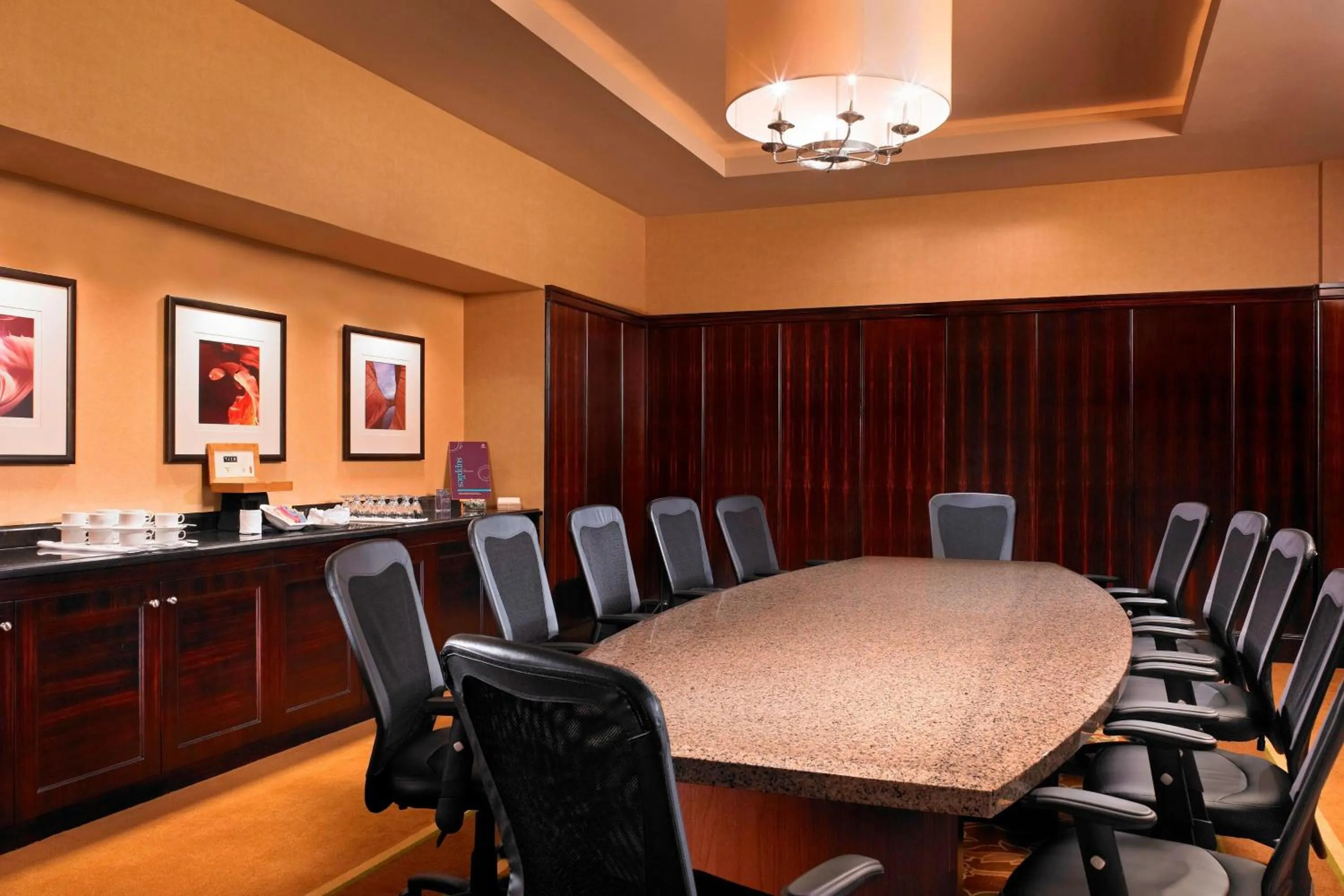 Meeting/conference room in Sheraton Garden Grove-Anaheim South