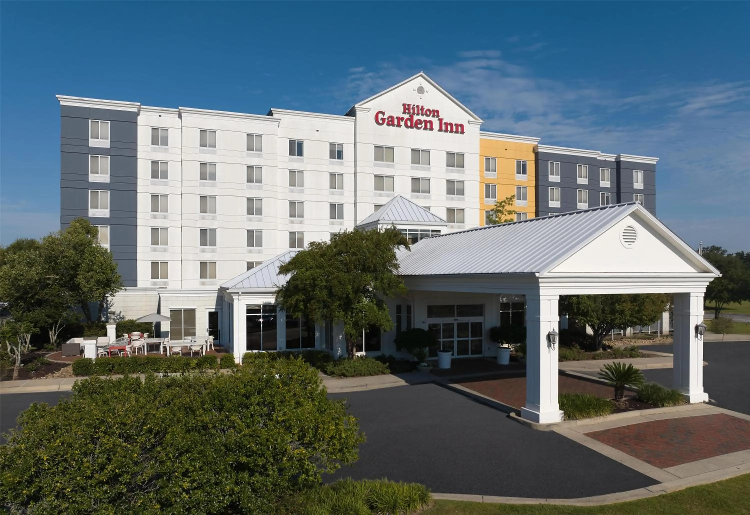 Property building in Hilton Garden Inn Meridian