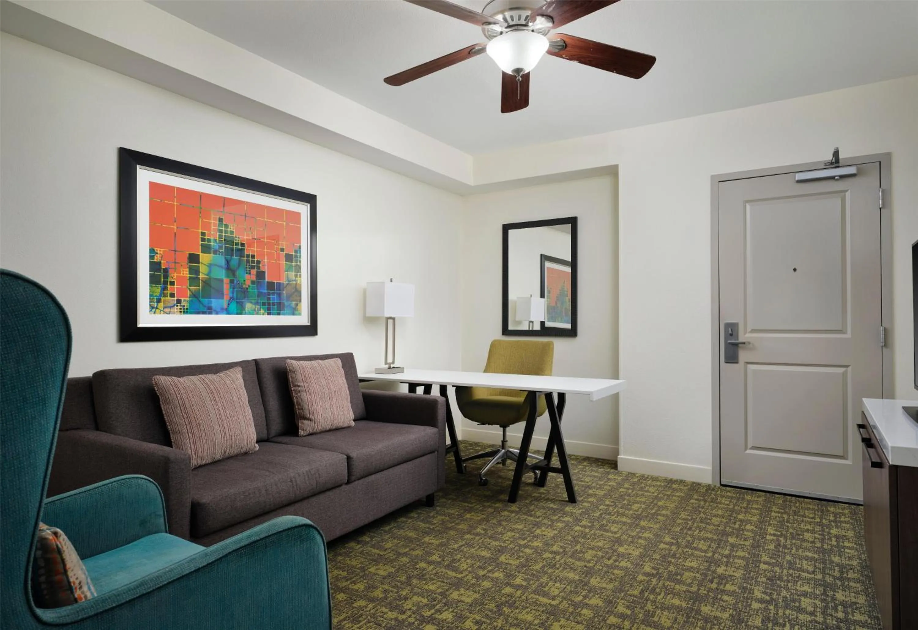 Living room in Hilton Garden Inn Meridian