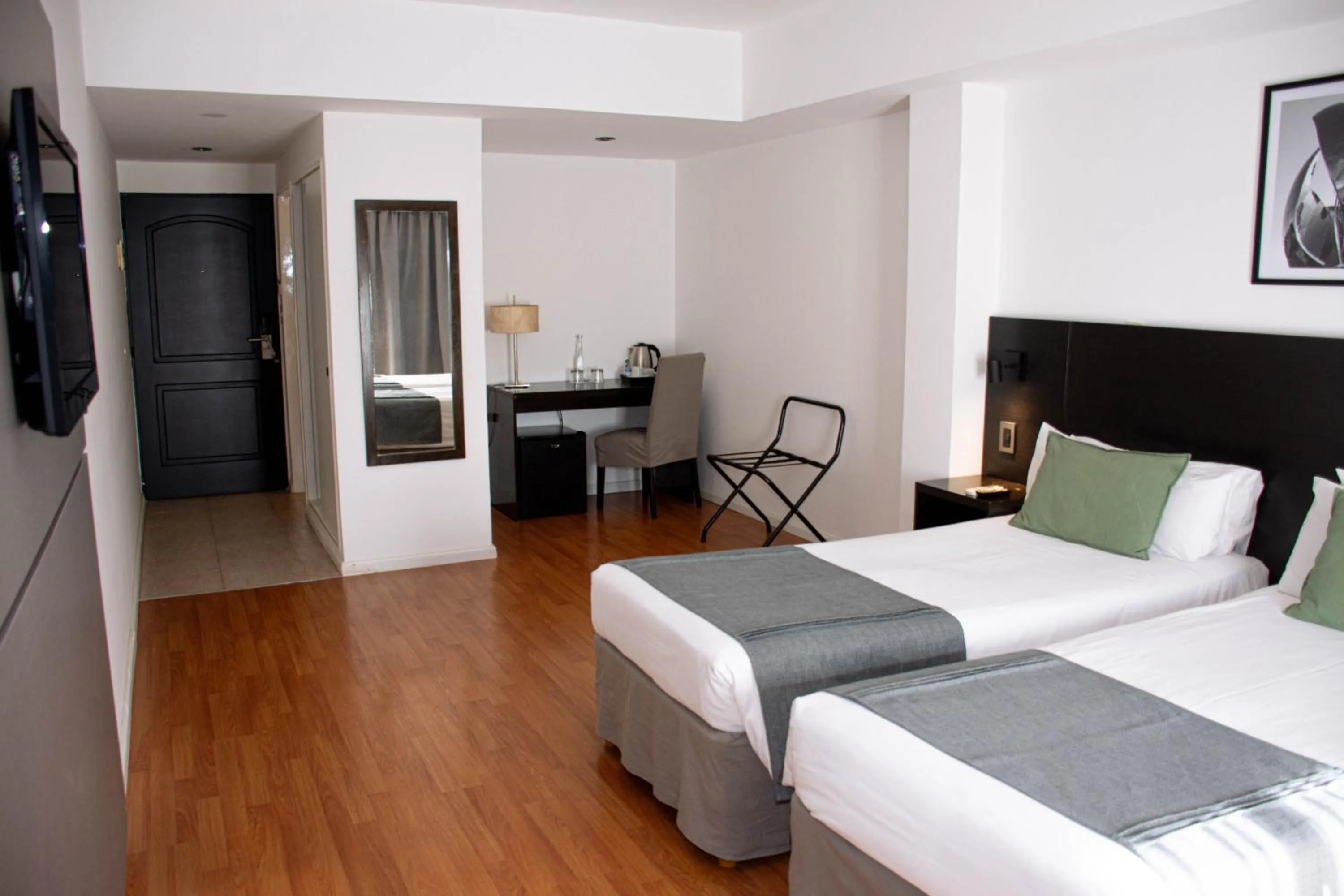 Photo of the whole room, Bed in Duomi Hotel Buenos Aires