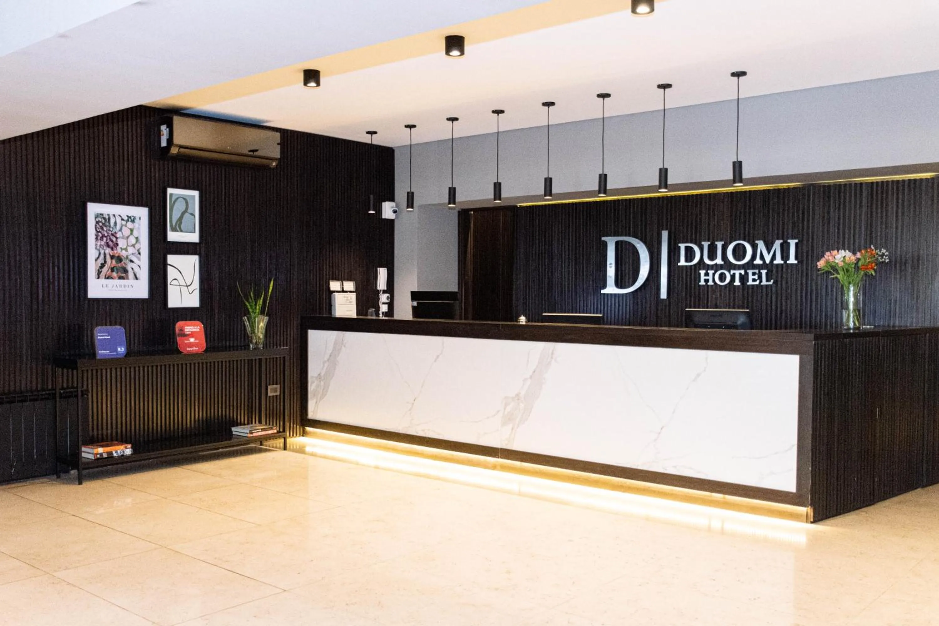 Lobby or reception in Duomi Hotel Buenos Aires