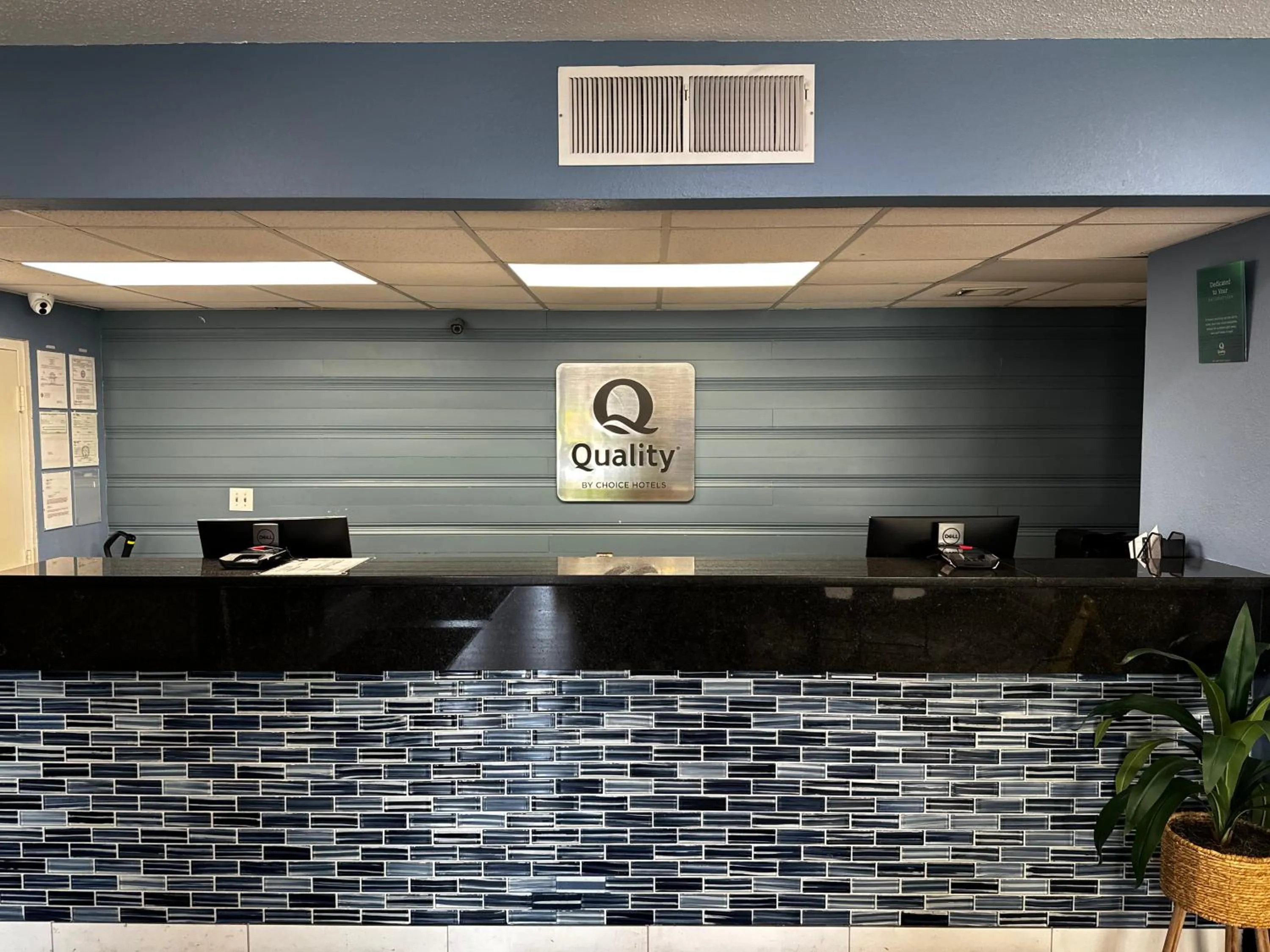 Quality Inn & Suites