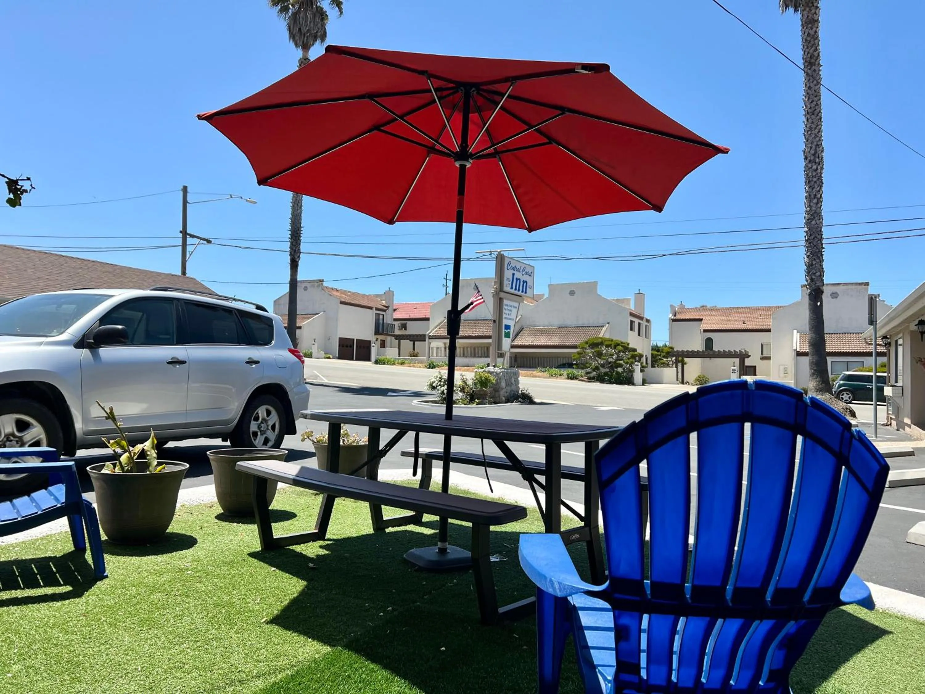 Property building in Central Coast Inn Cayucos