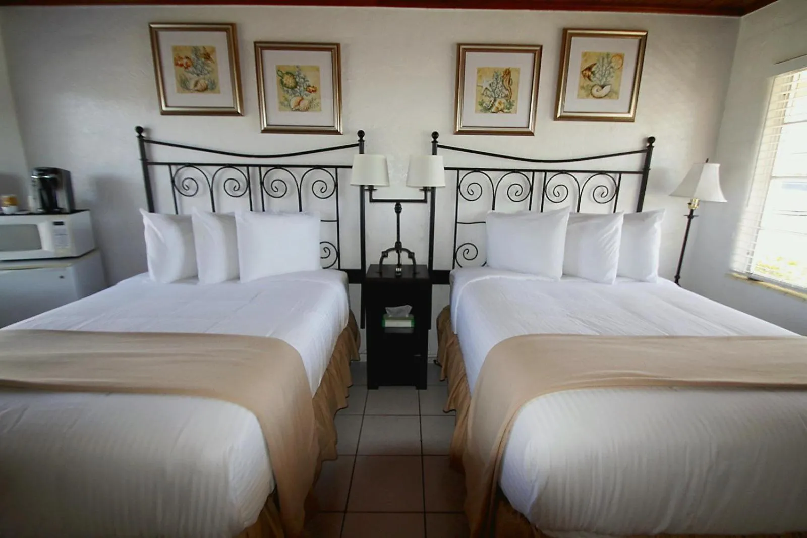 Bed in Island Breeze Inn - Venice