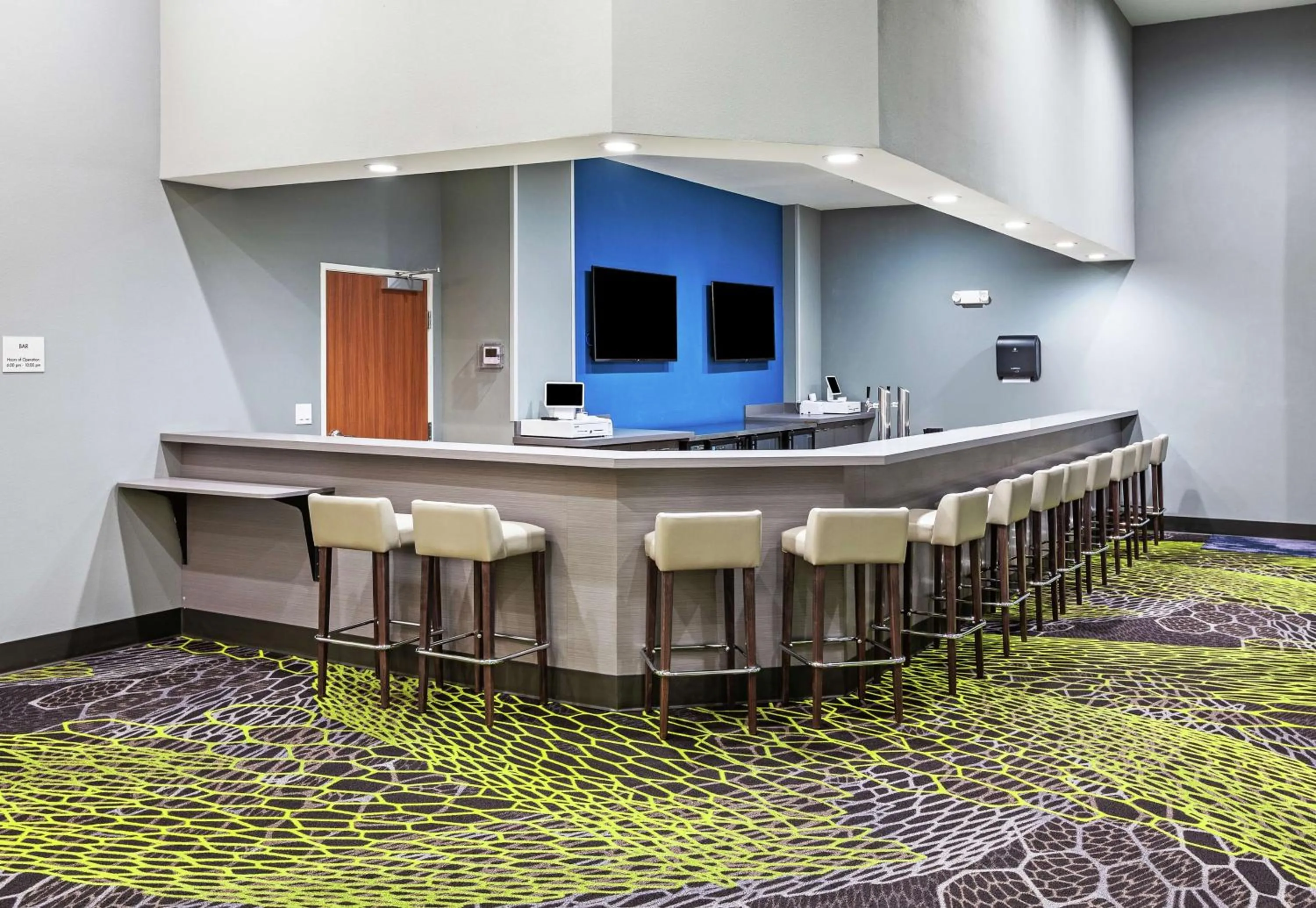 Lounge or bar in Hampton Inn & Suites Liberal