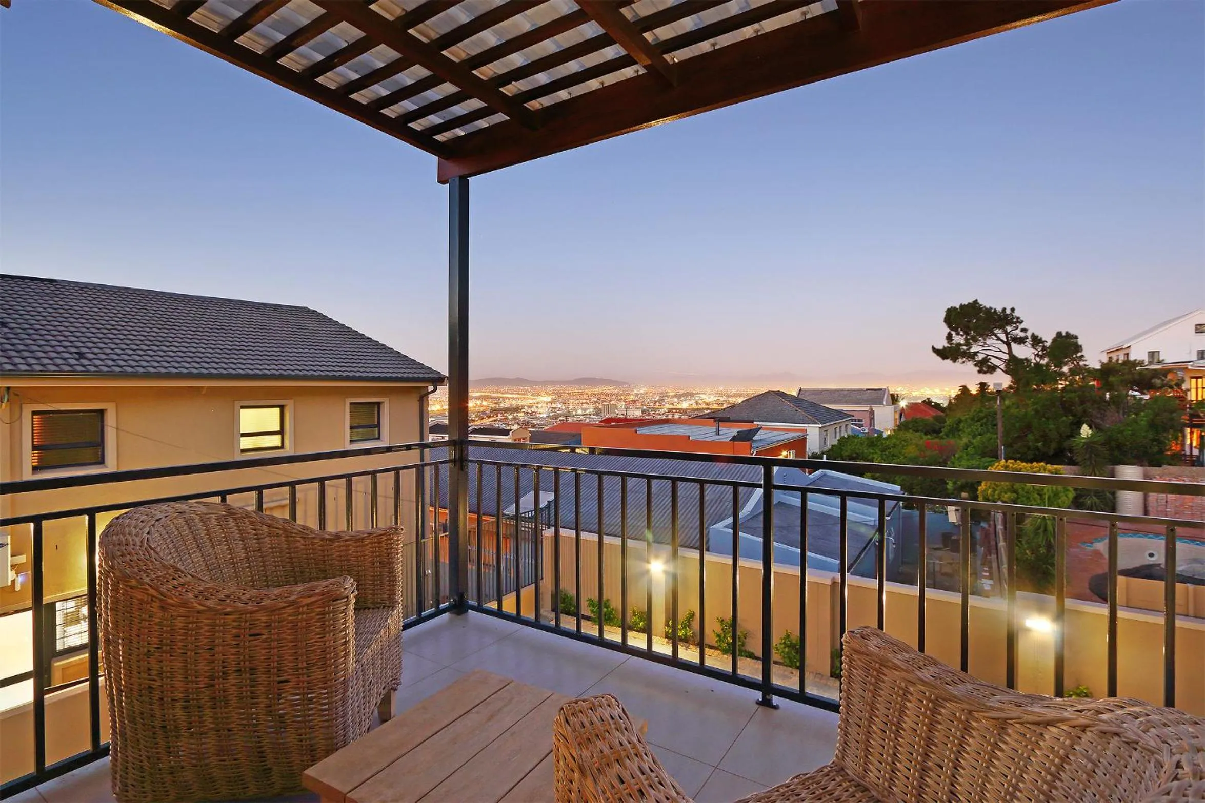 Sunset in STAR APARTMENTS