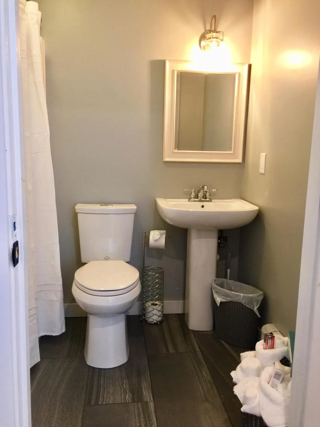 Bathroom in Chapter House