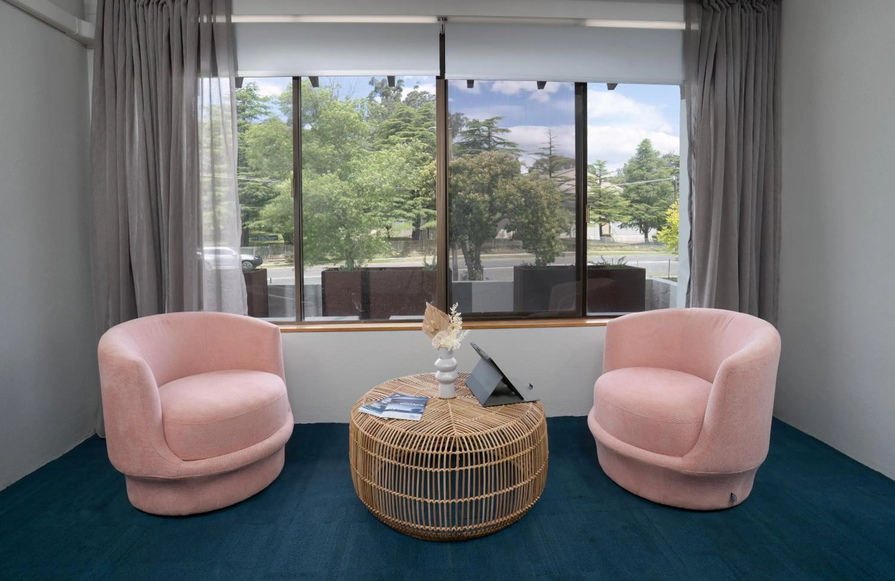 hair dresser in All Seasons Motel Armidale