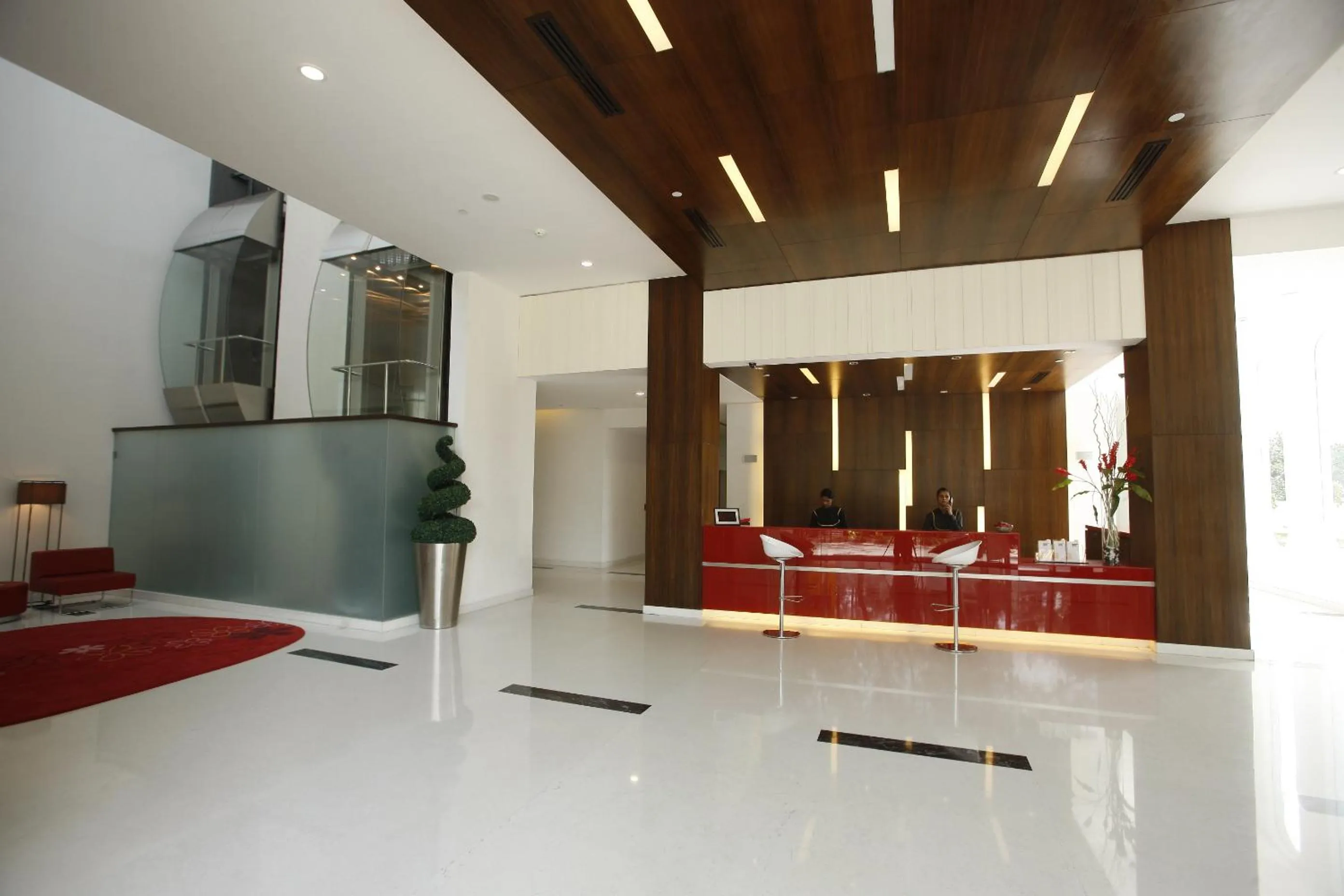 Lobby or reception in Keys Select by Lemon Tree Hotels, Whitefield, Bengaluru