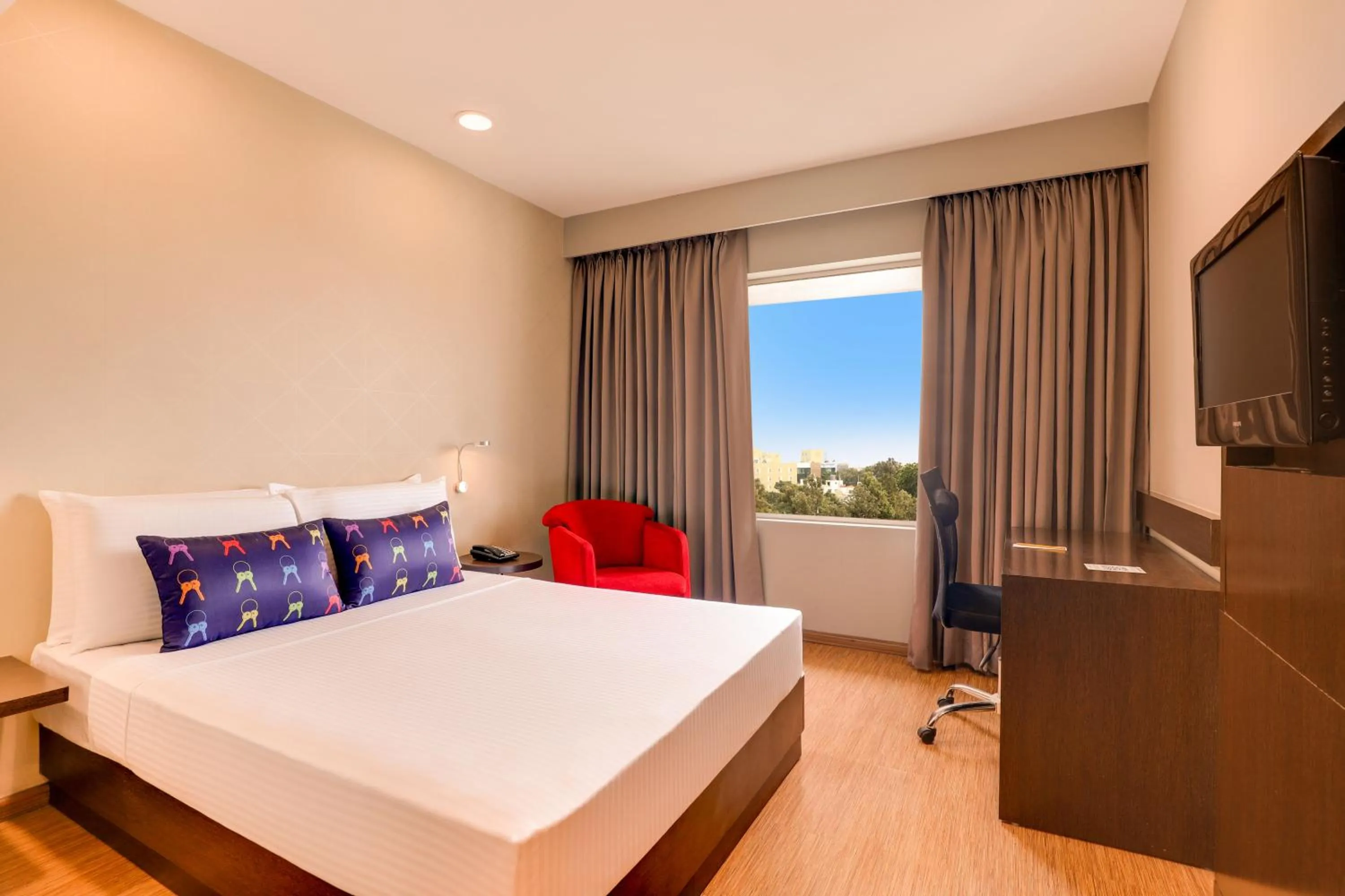 Bedroom, Bed in Keys Select by Lemon Tree Hotels, Whitefield, Bengaluru