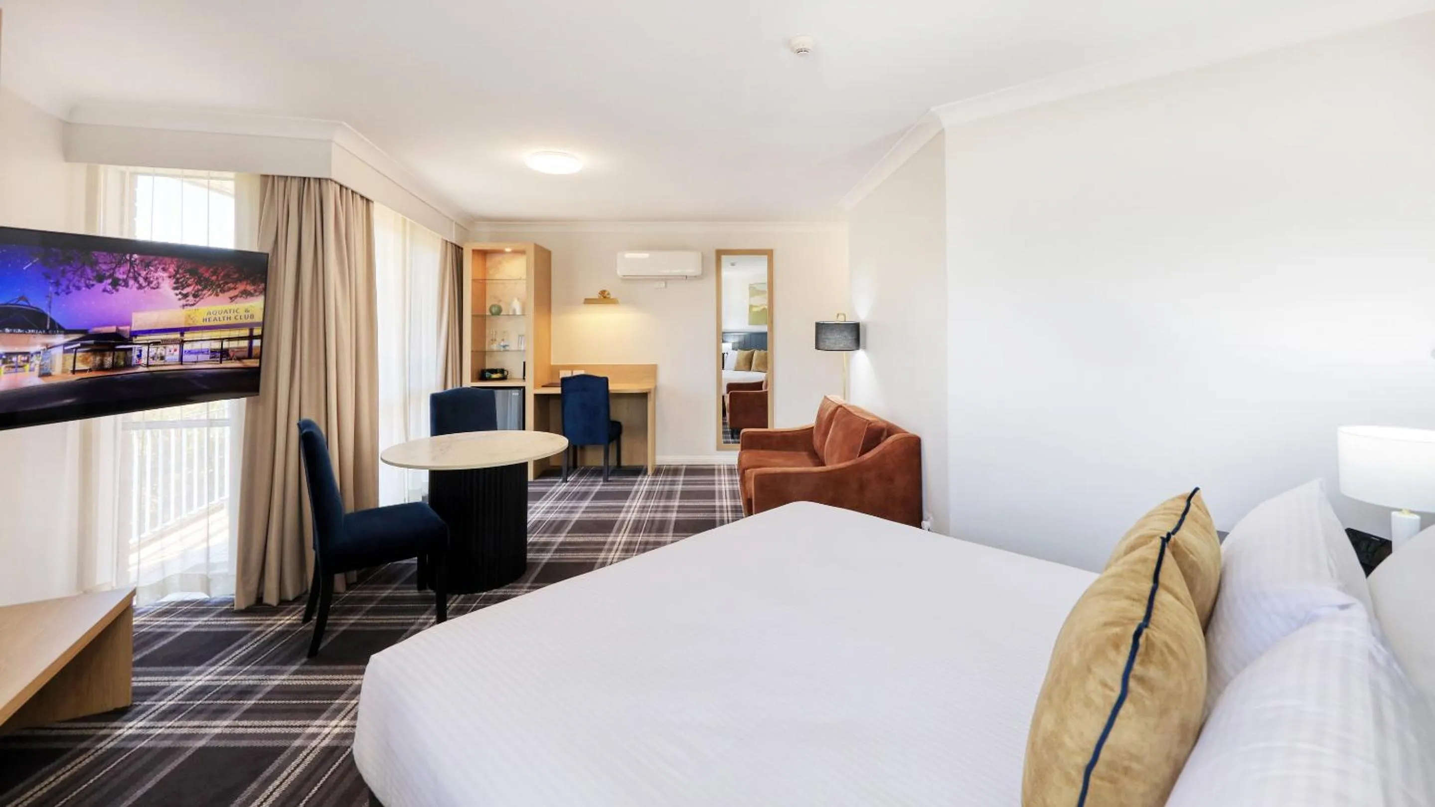 air conditioner, Bed in Dubbo RSL Club Motel