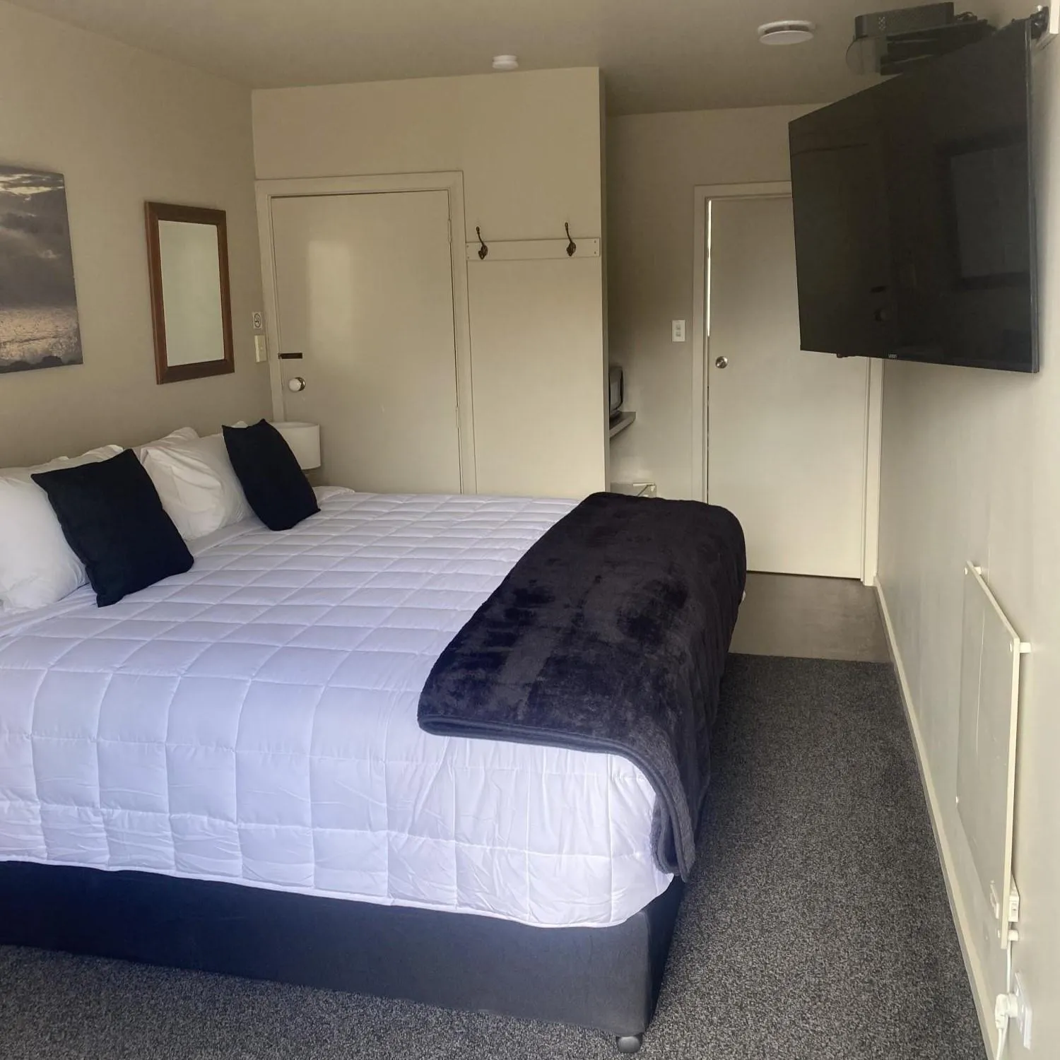 Bed in Ashbury Park Motel