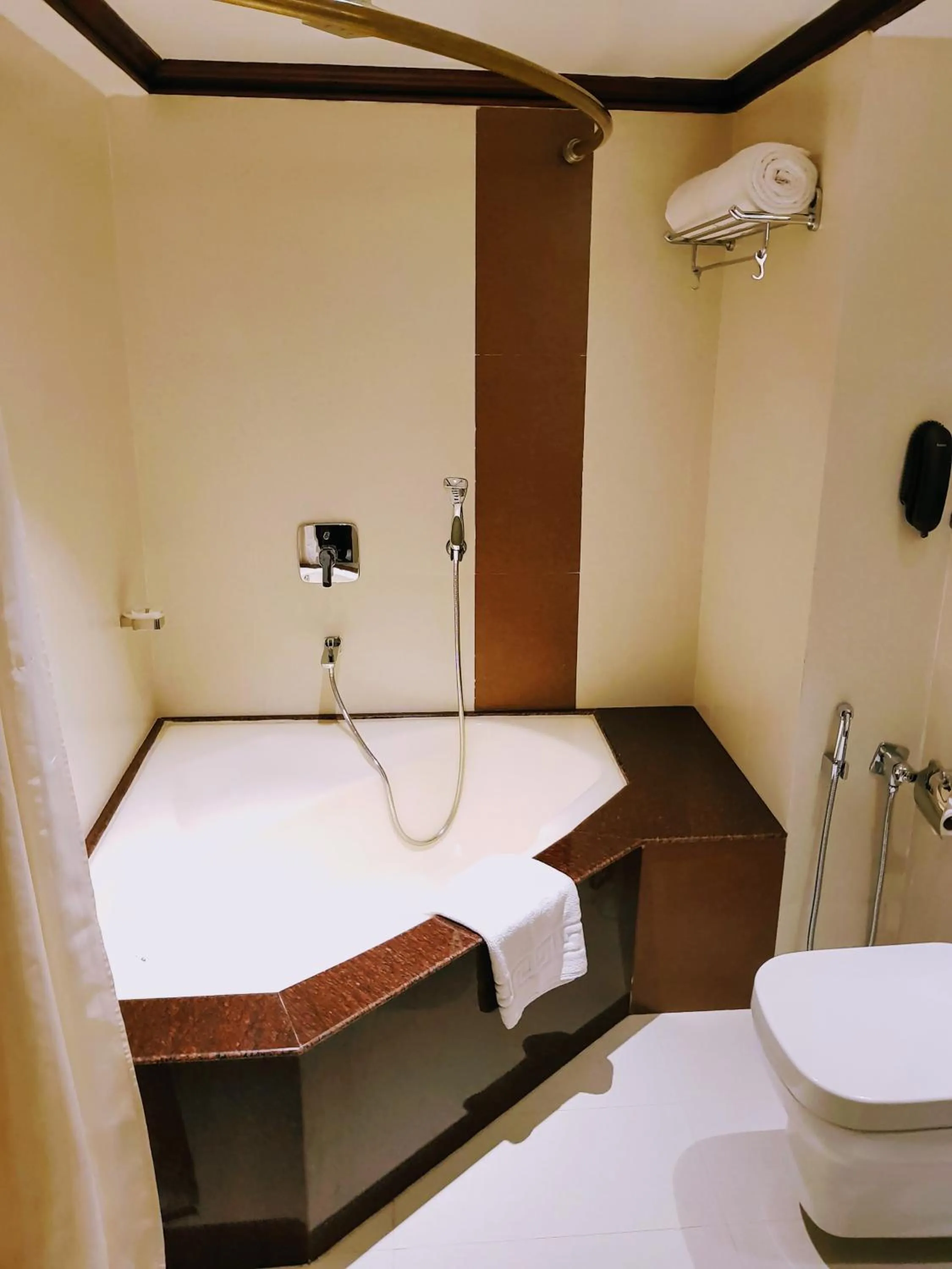 Bed in Residency Tower