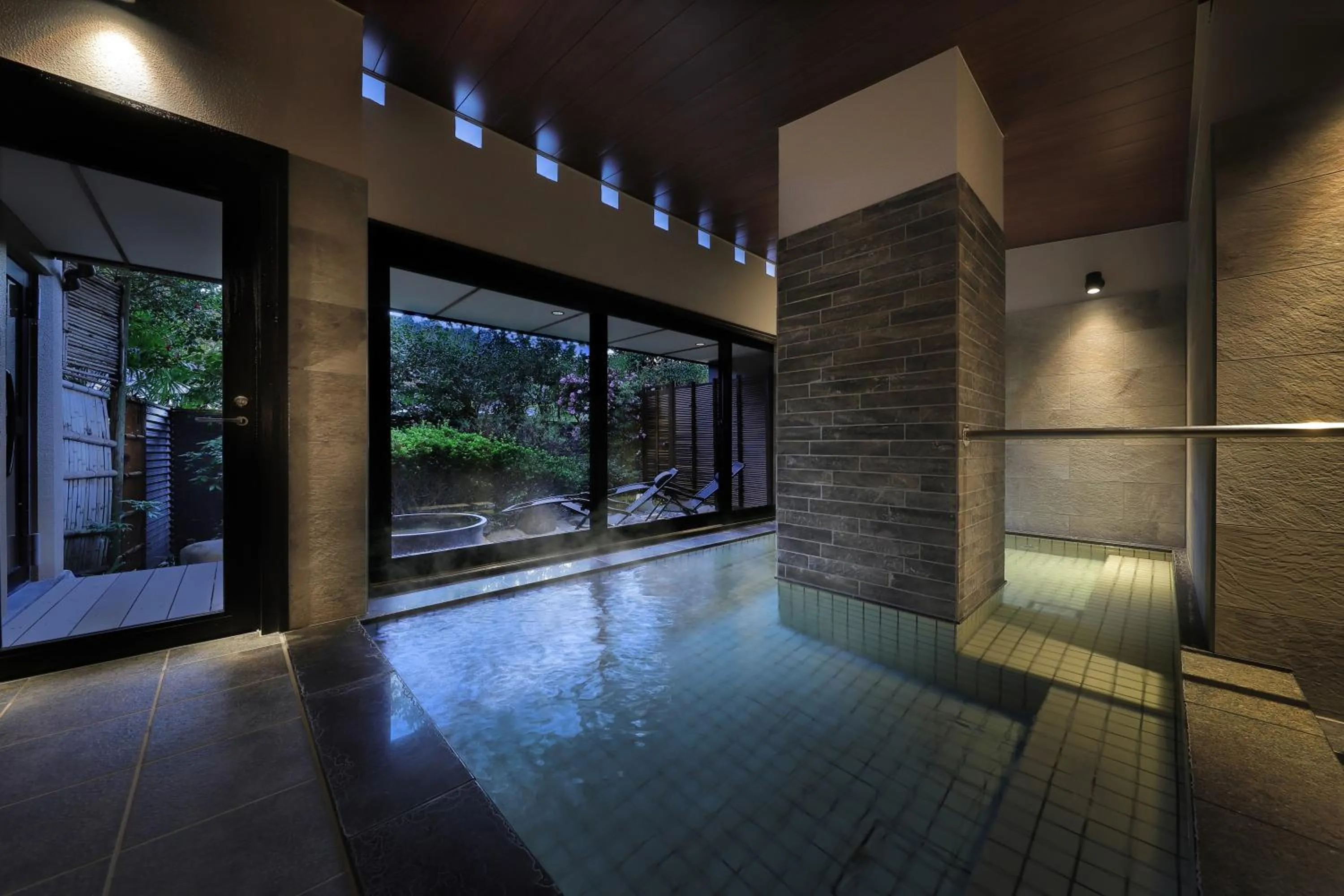 Hot Spring Bath in Marukyu Ryokan