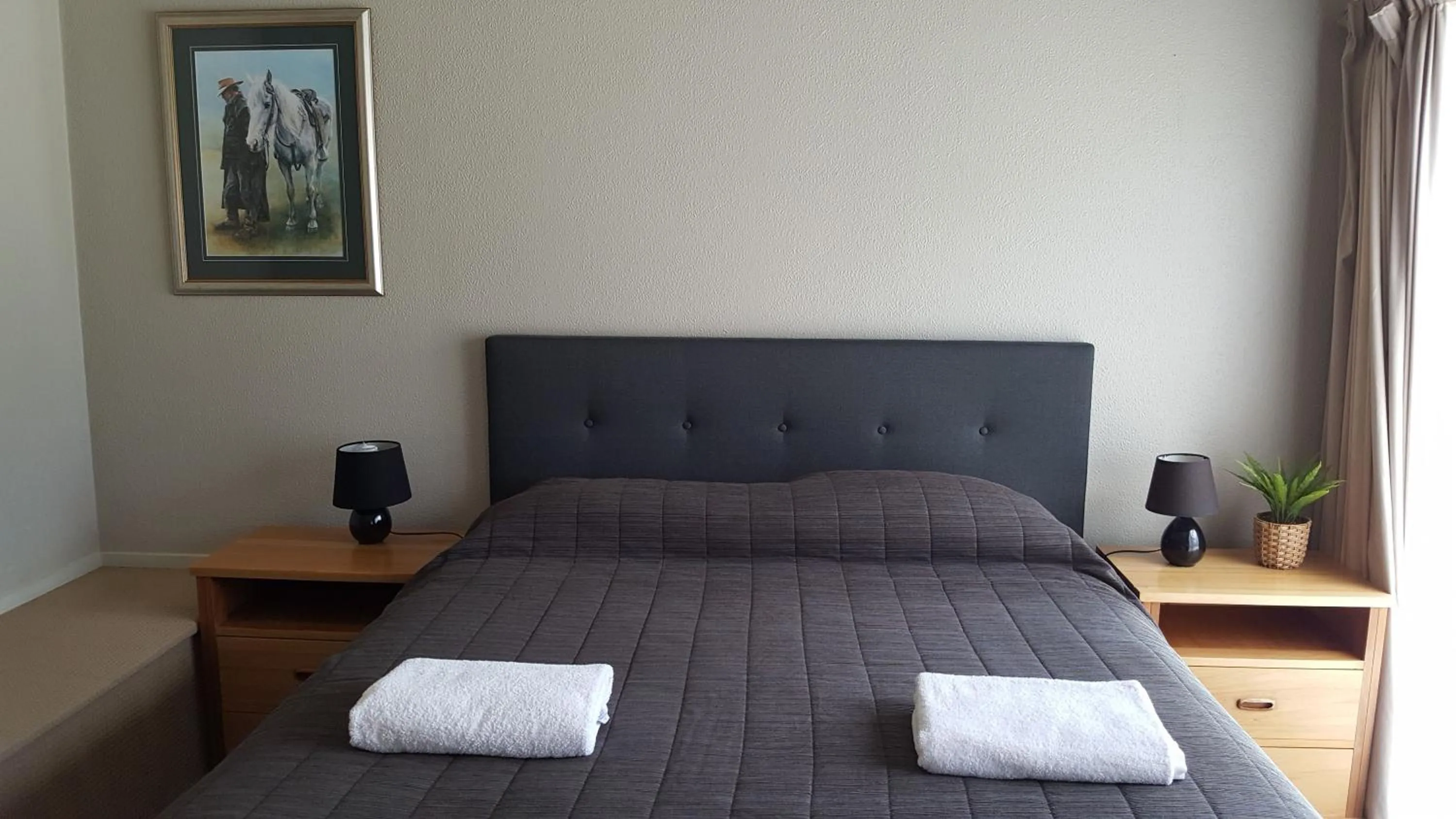 Bed in Ruapehu Mountain Motel & Lodge