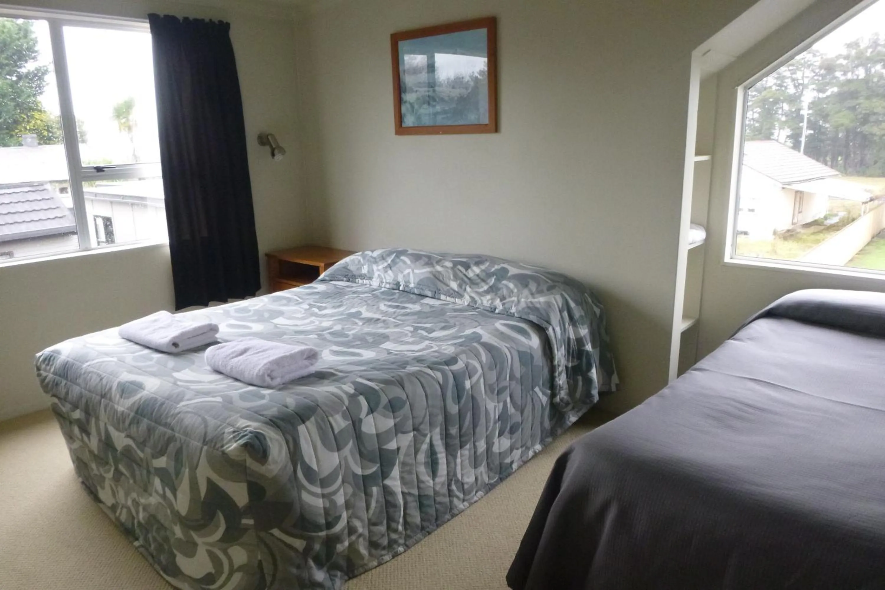Day, Bed in Ruapehu Mountain Motel & Lodge