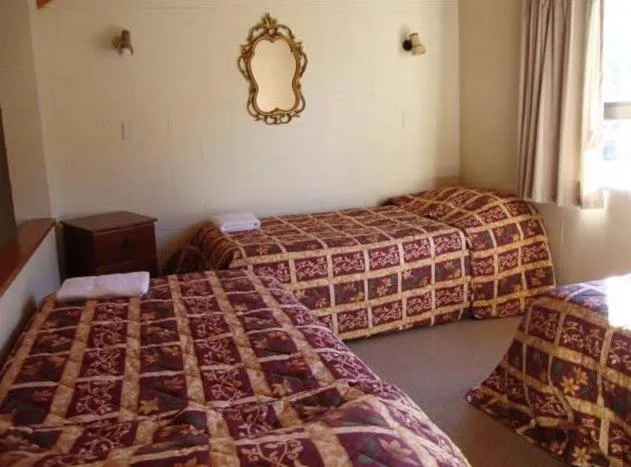 Bed in Ruapehu Mountain Motel & Lodge