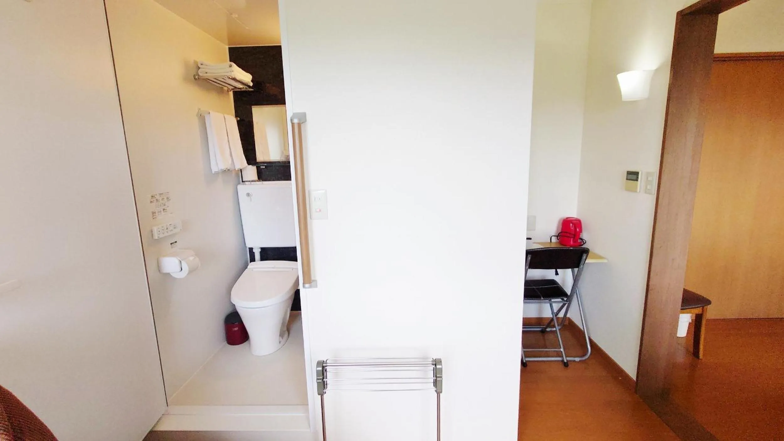 Toilet in Pension and Restaurant La Collina